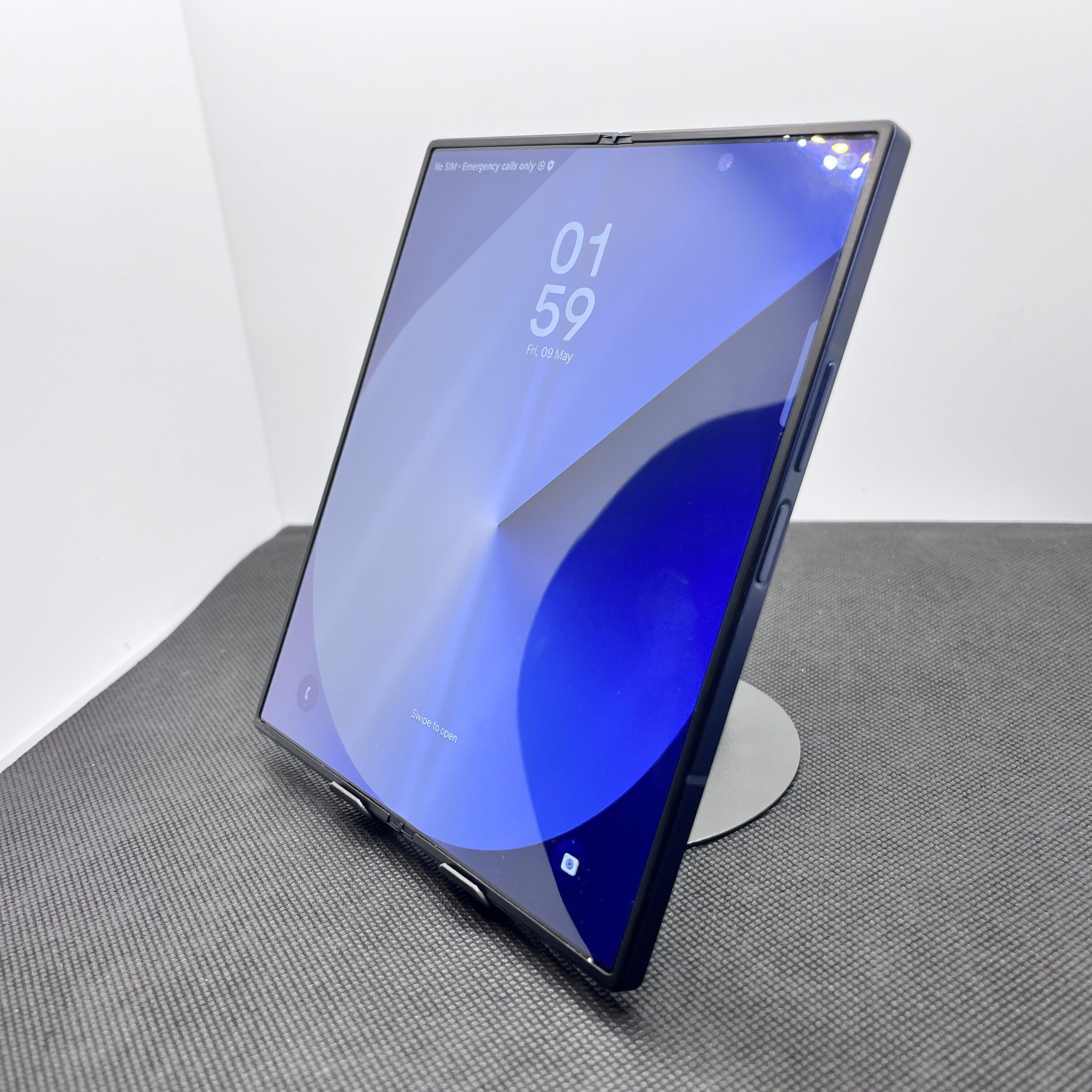 Samsung Galaxy Z Fold 6 256GB Blue (12 Month Warranty) | Epic Deals SA