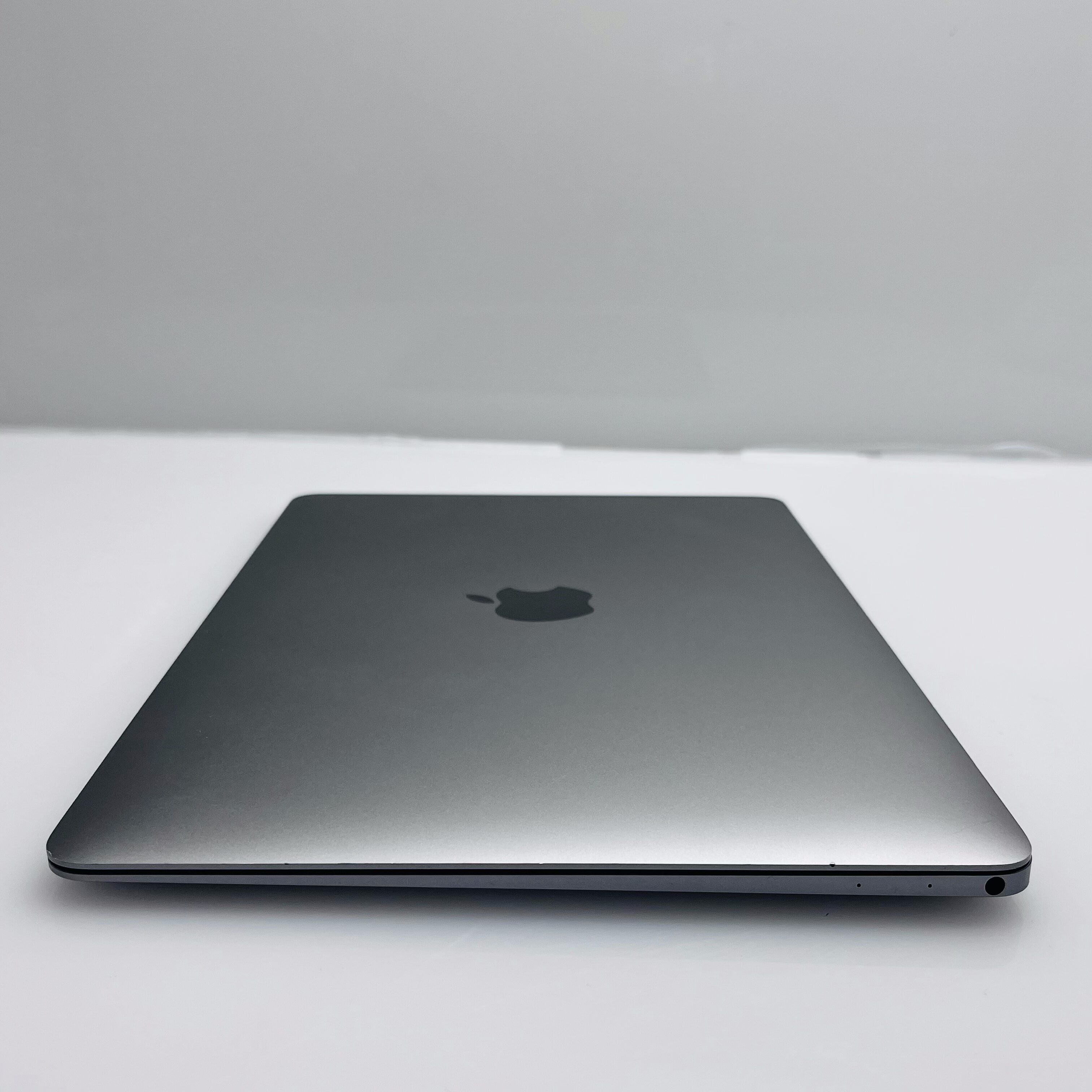 Apple MacBook (Retina, 12-Inch) “Core m3” 1.8GHz (2017) 8GB RAM 256GB HDD Space Gray (3 Month Warranty) - Image 10