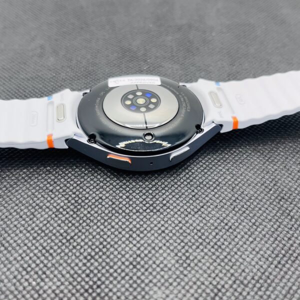 Samsung Galaxy Watch 7 44mm GPS Only Silver (3 Month Warranty) – Mint Condition - Image 8