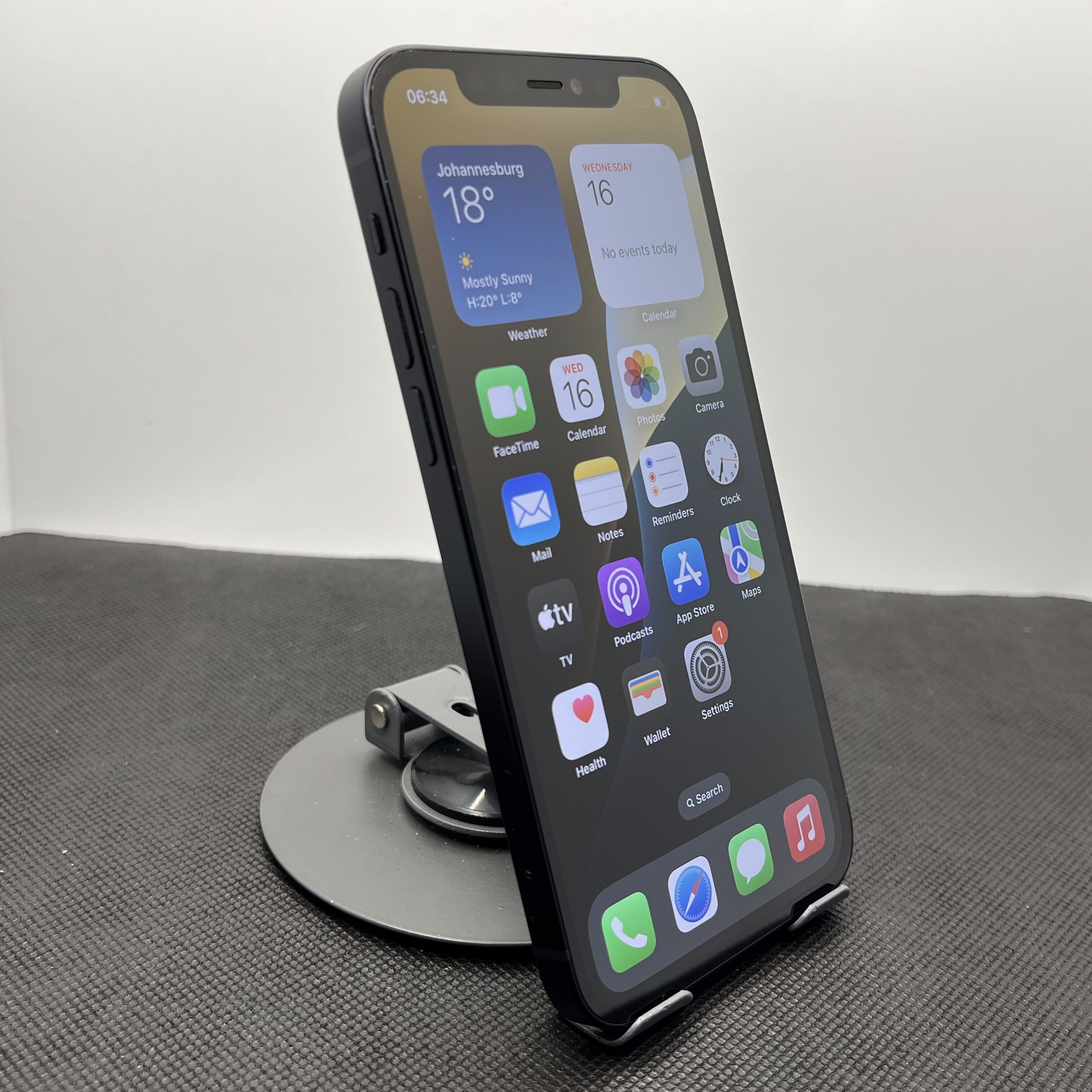 Apple iPhone 12 128GB Black (6 Month Warranty) - Image 3