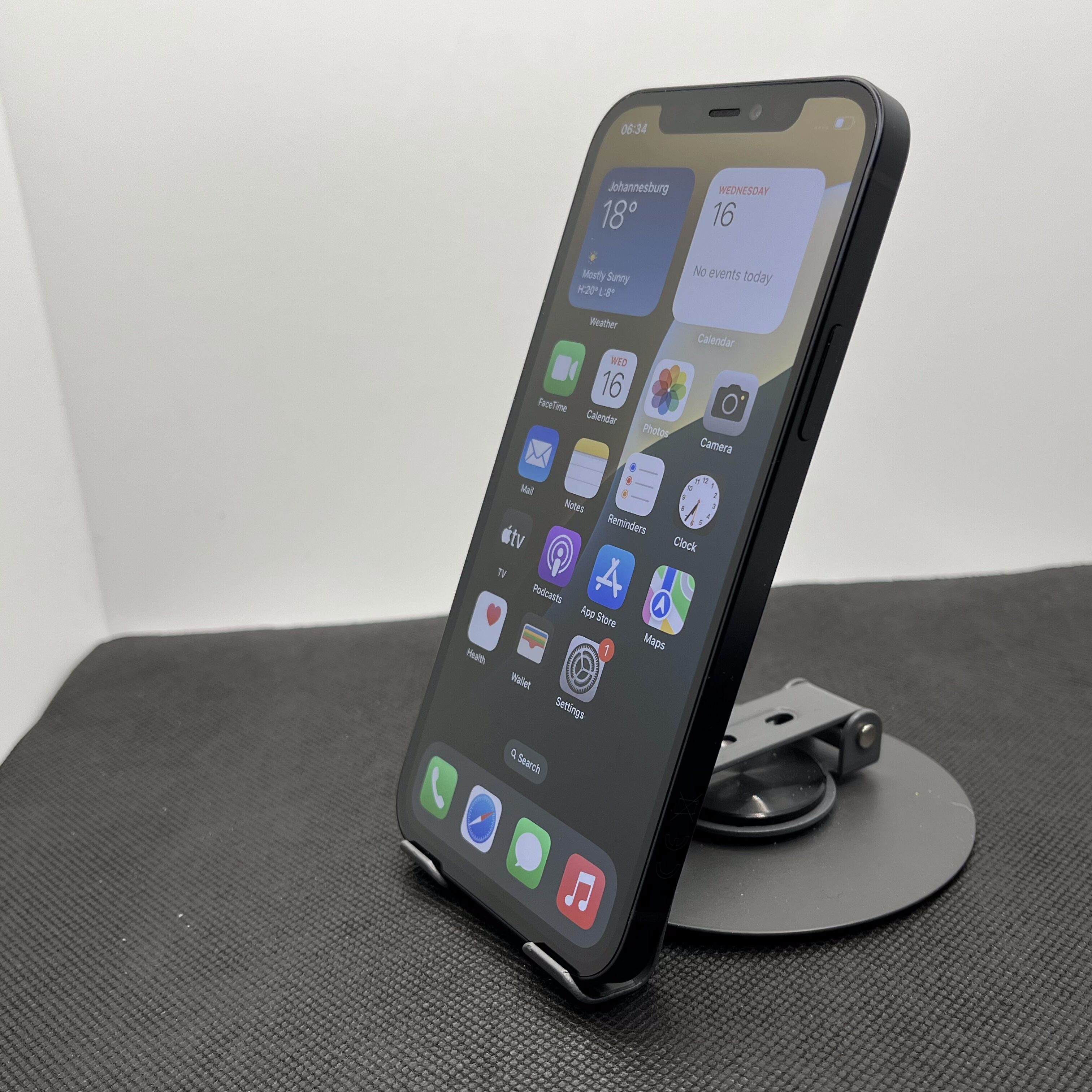 Apple iPhone 12 128GB Black (6 Month Warranty) - Image 5