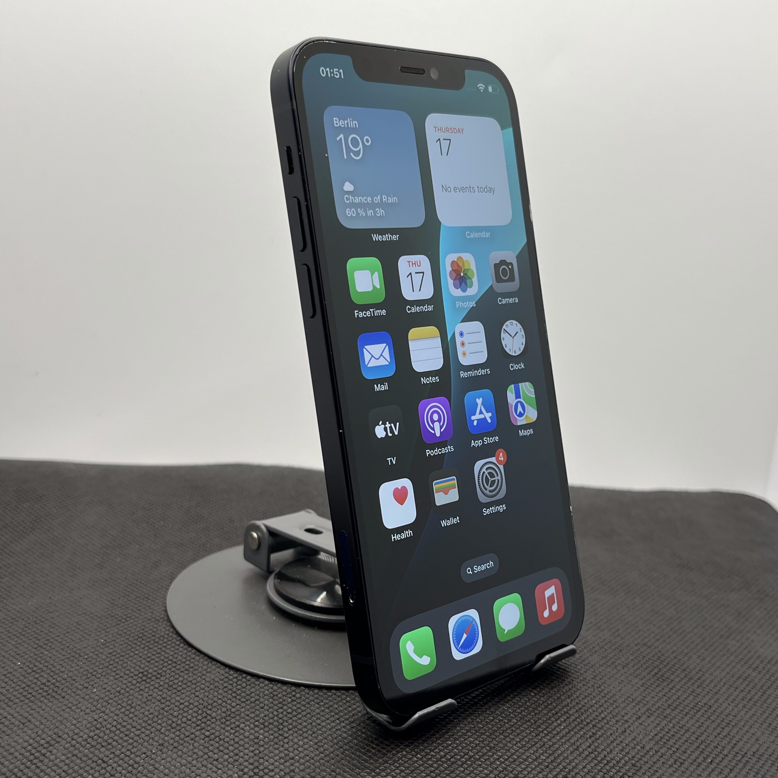 Apple iPhone 12 128GB Black (6 Month Warranty) - Image 3