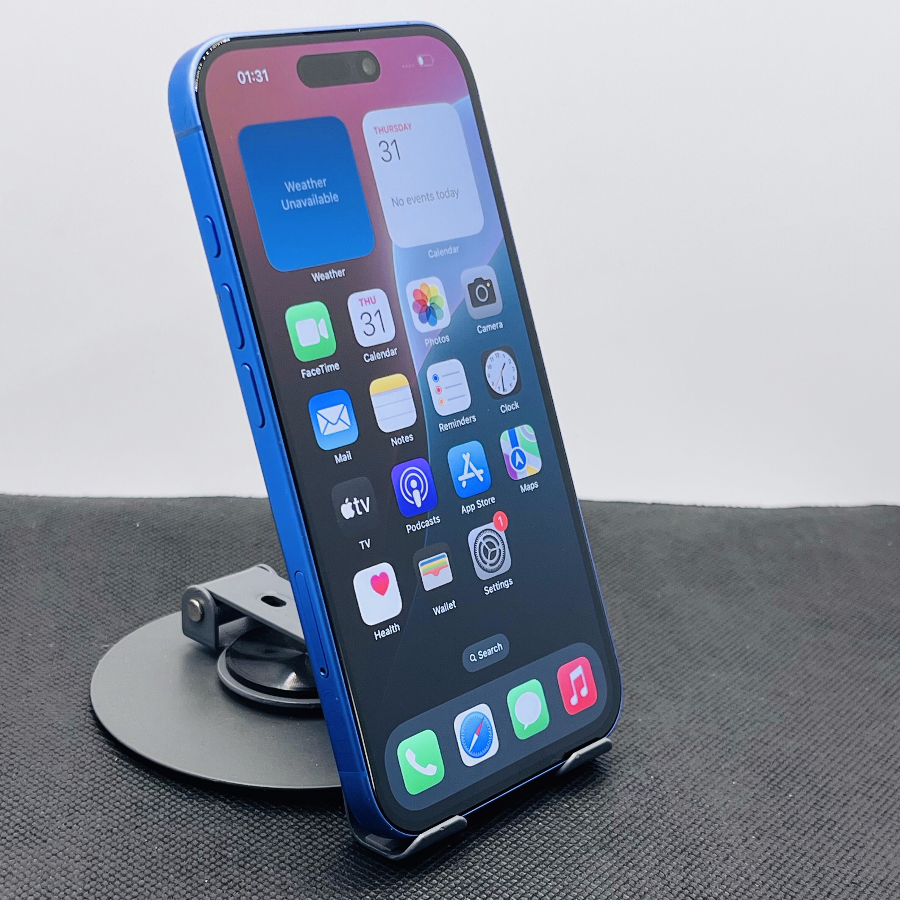 Apple iPhone 16 128GB Ultramarine (12 Month Warranty) - Image 3