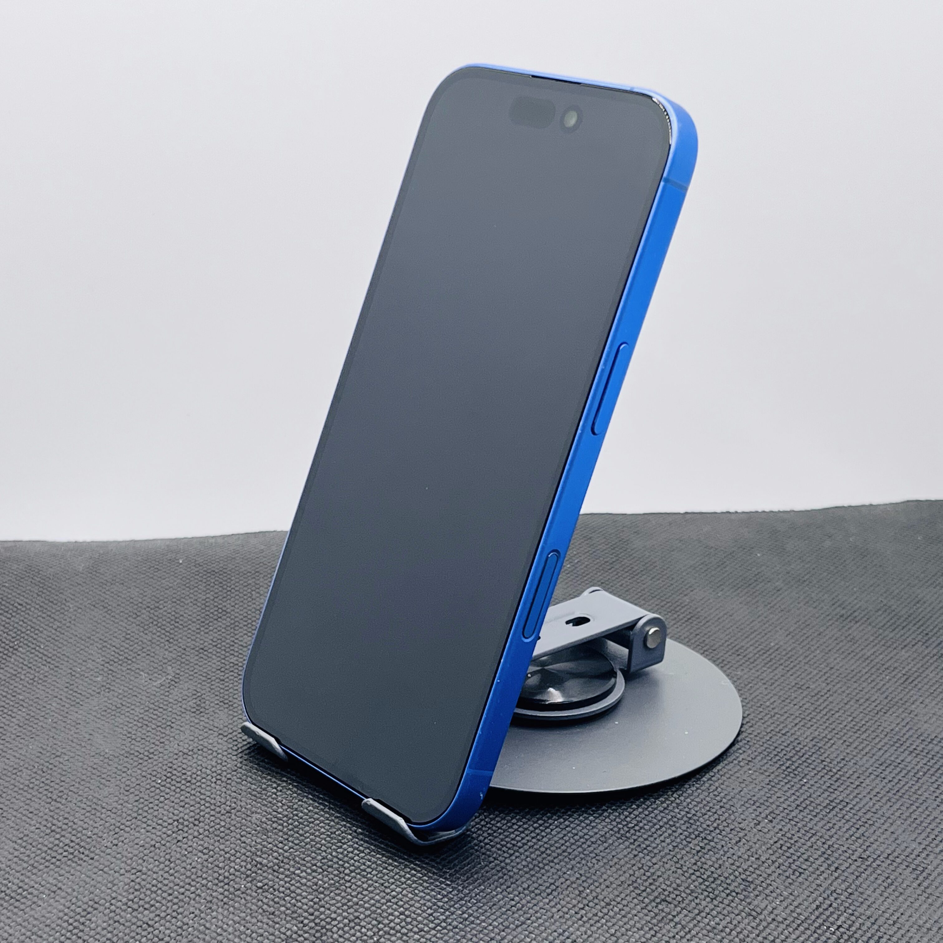 Apple iPhone 16 128GB Ultramarine (12 Month Warranty) - Image 7