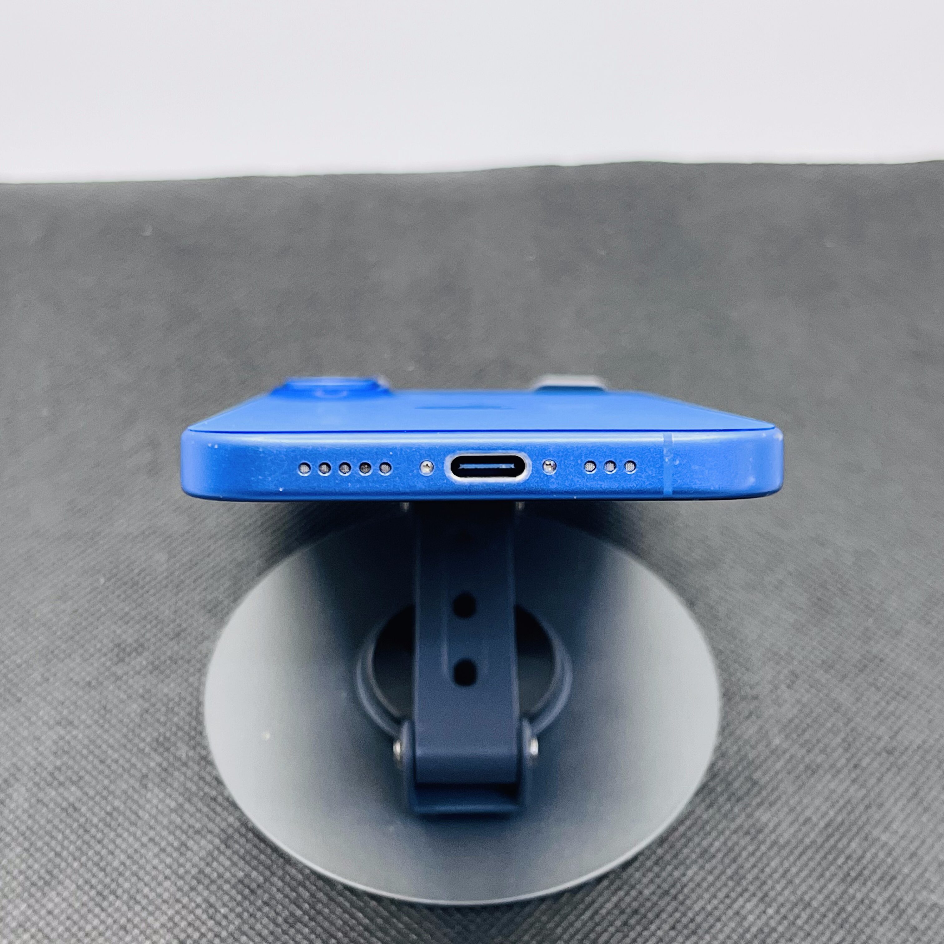 Apple iPhone 16 128GB Ultramarine (12 Month Warranty) - Image 12