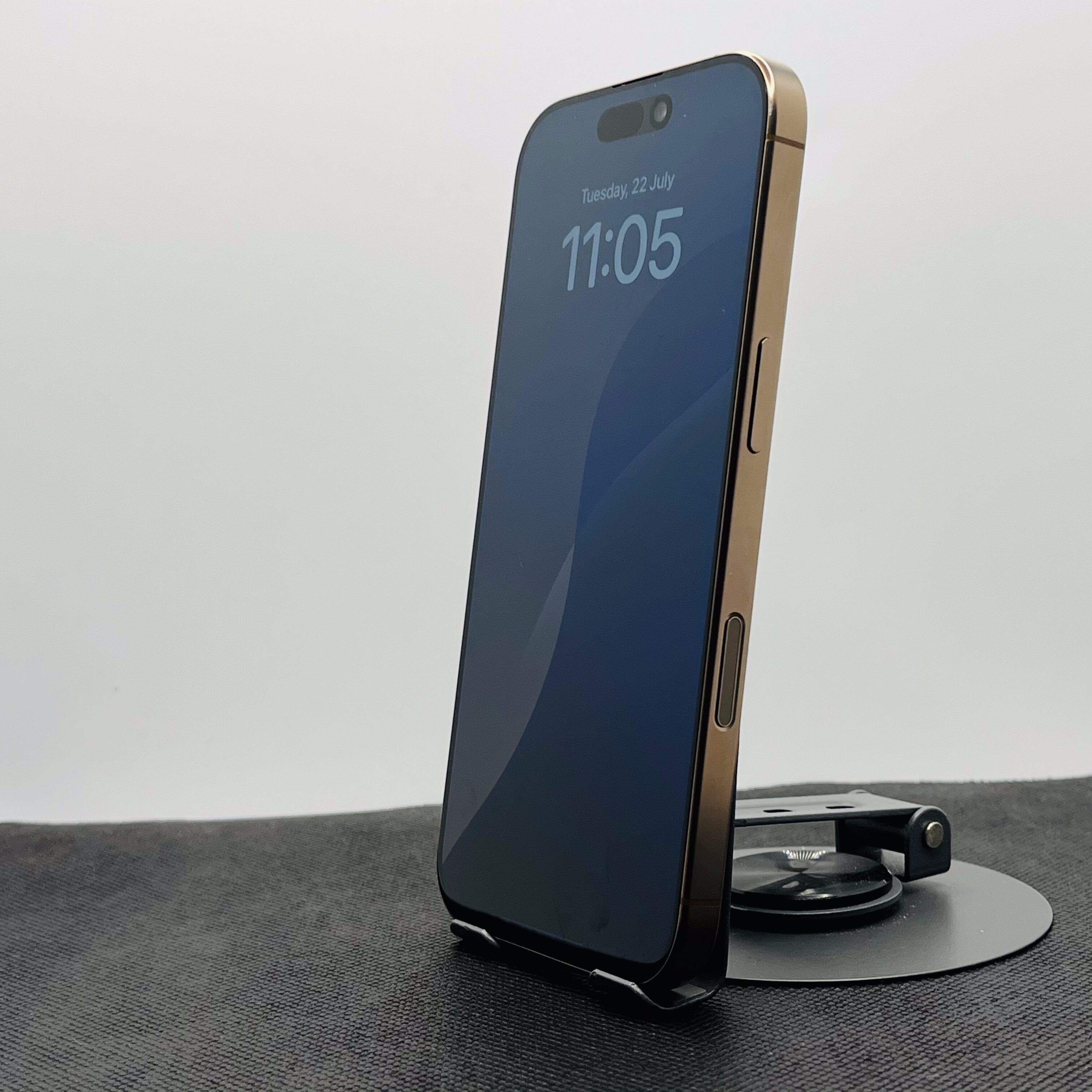 Apple iPhone 16 Pro 128GB Desert Titanium (12 Month Warranty) - Image 7