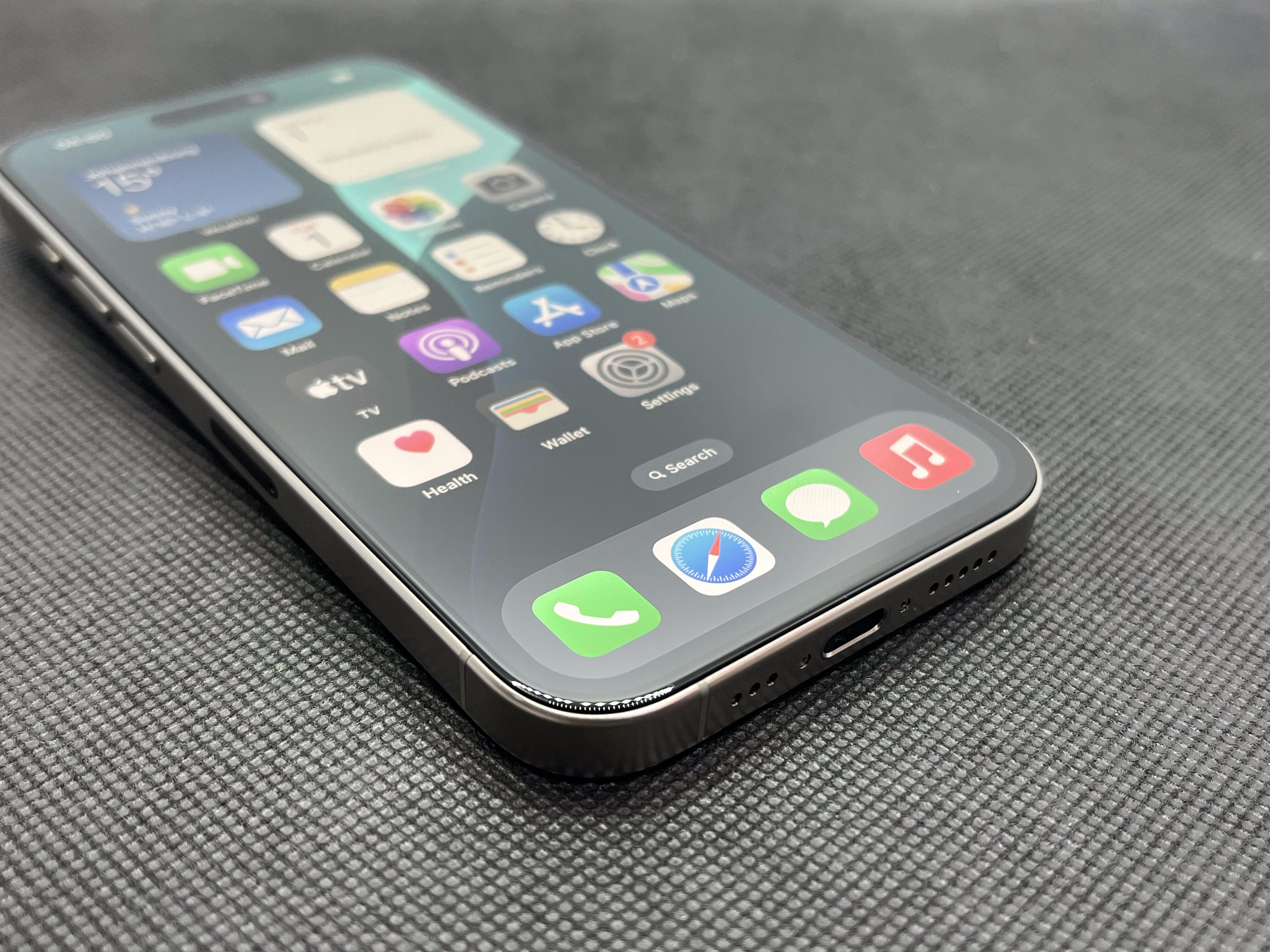 Apple iPhone 15 Pro 128GB Natural Titanium (12 Month Warranty
