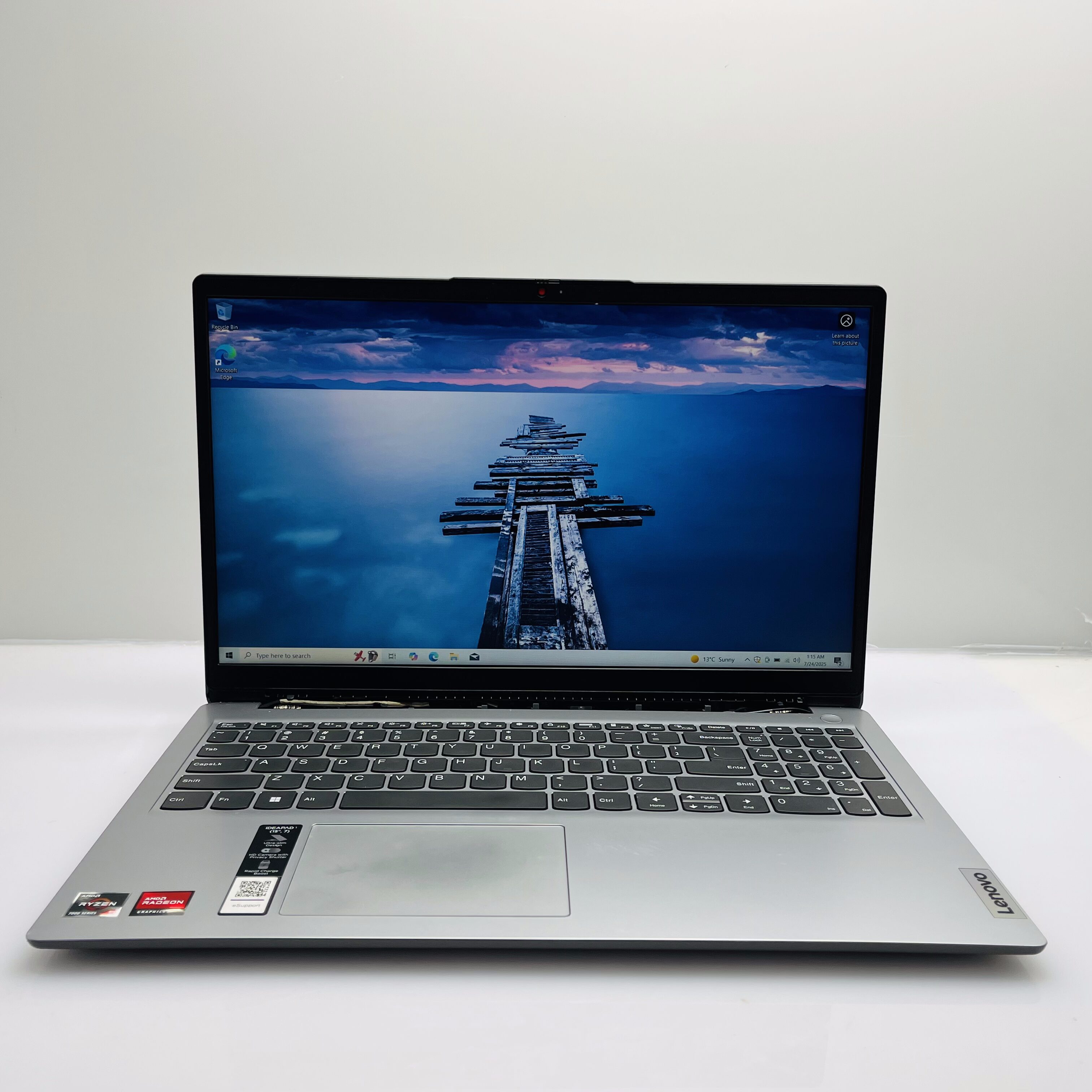 Lenovo Ideapad 1 15AMN7 AMD Ryzen 5 2.80GHz 8GB RAM 512GB SSD
