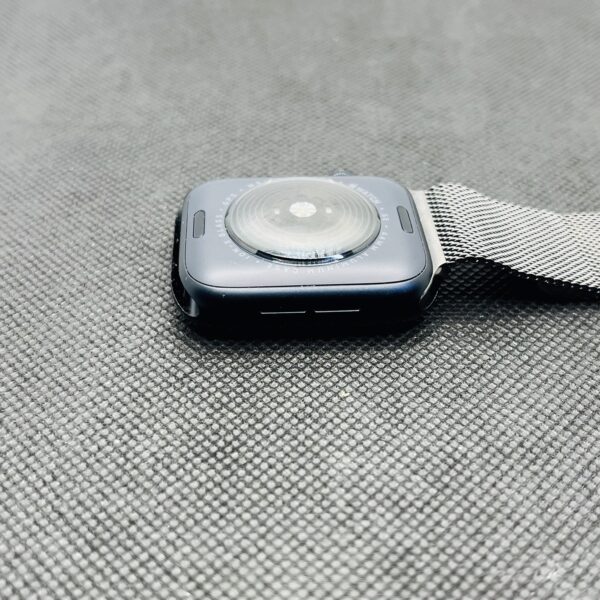 Apple Watch SE 2nd Gen 44mm GPS Only Midnight (3 Month Warranty) – With Stainless Steel Straps - Image 6