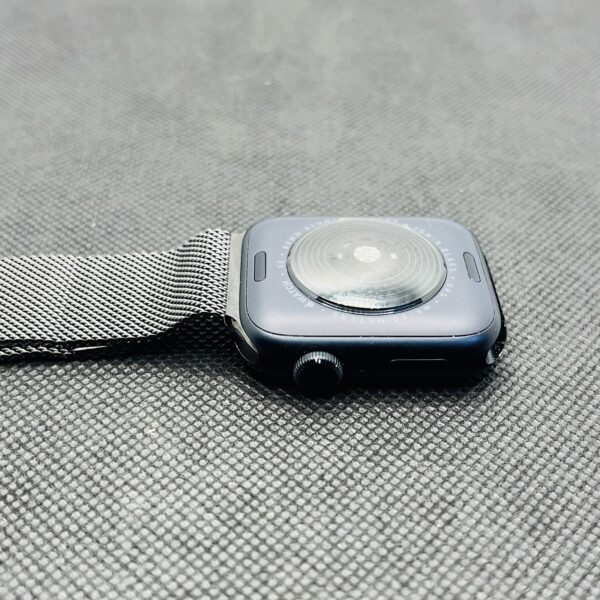 Apple Watch SE 2nd Gen 44mm GPS Only Midnight (3 Month Warranty) – With Stainless Steel Straps - Image 8
