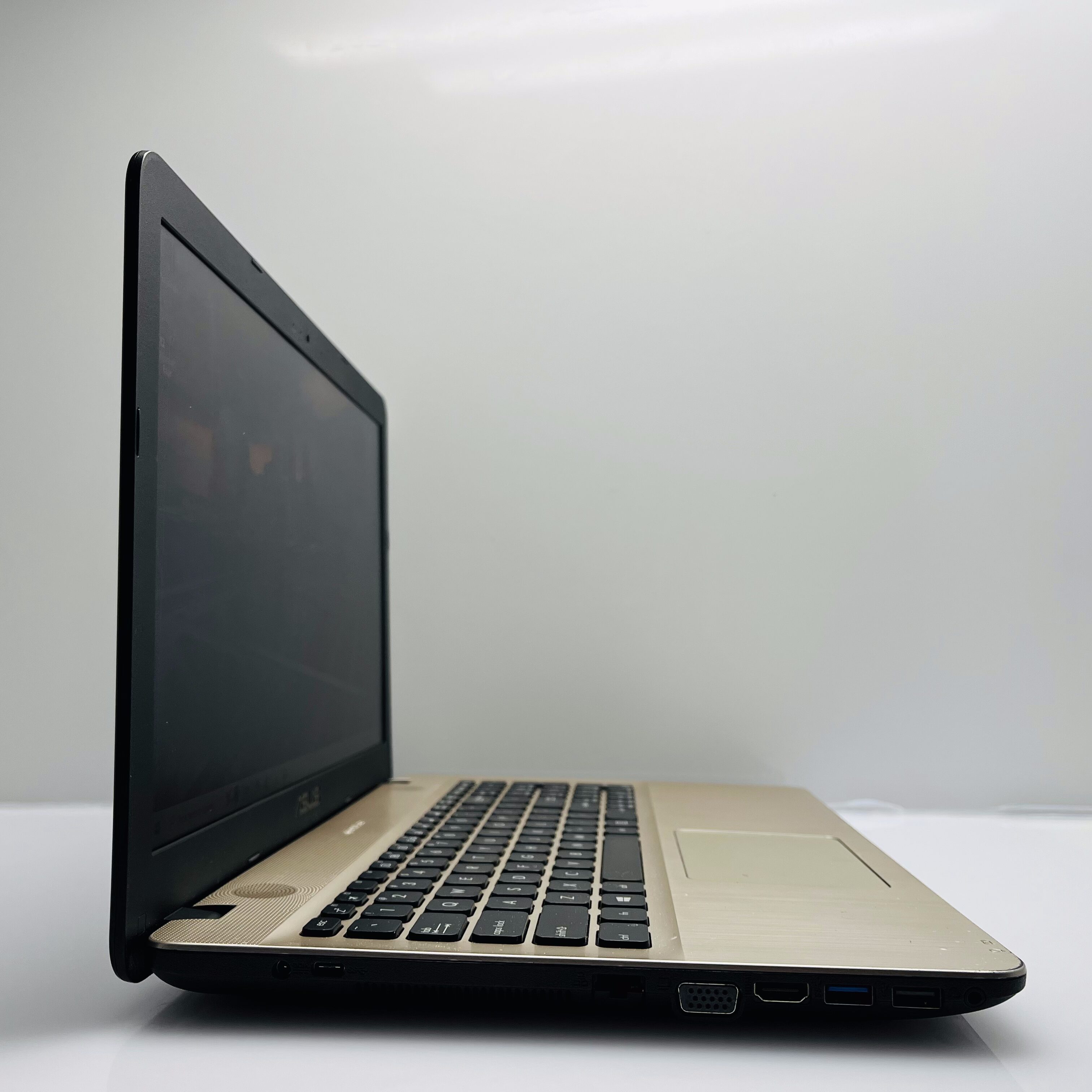 Asus VivoBook F541U 6th Gen "Core i3" 2.00GHz 8GB RAM 500GB SSD Gold (3 Month Warranty) - Image 3
