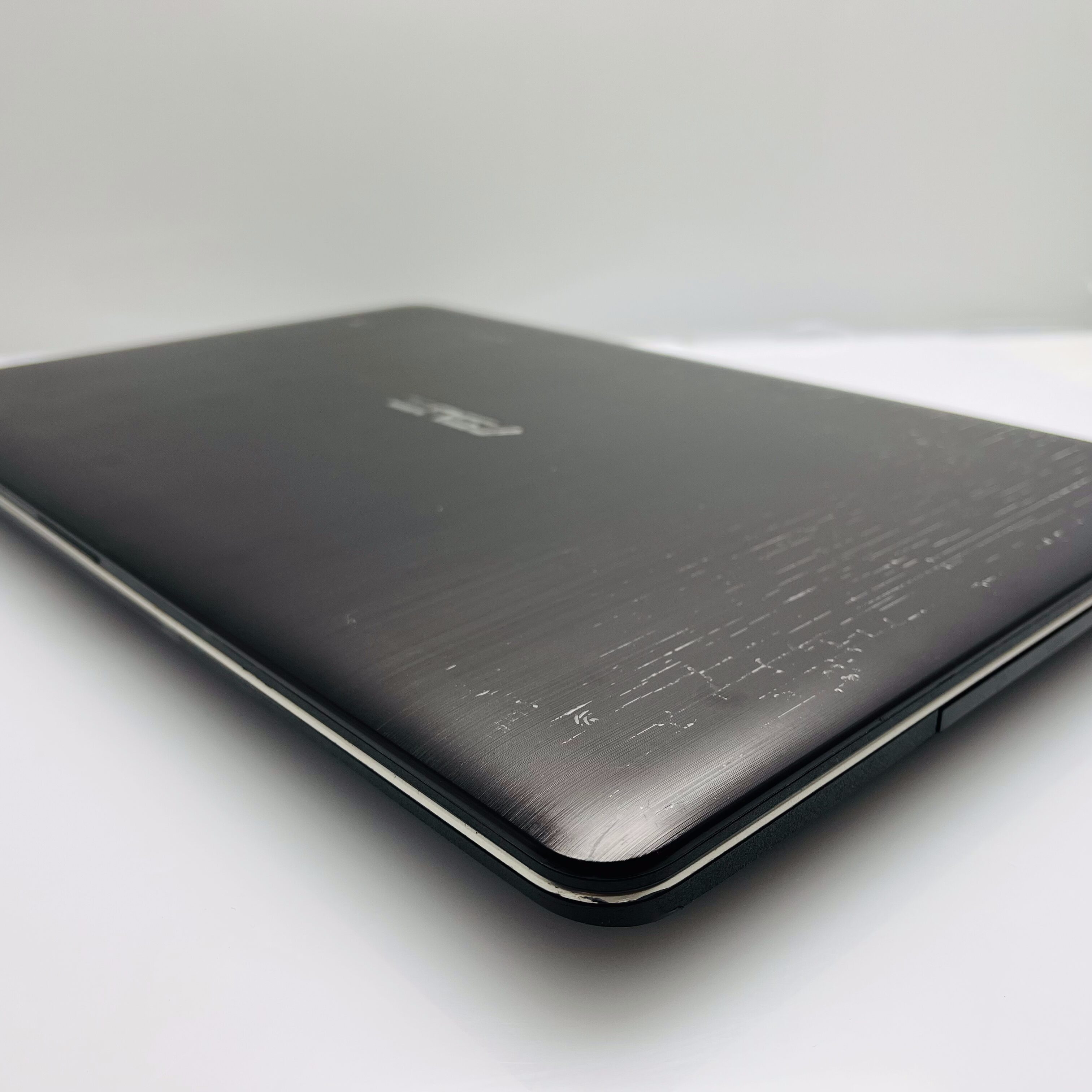 Asus VivoBook F541U 6th Gen "Core i3" 2.00GHz 8GB RAM 500GB SSD Gold (3 Month Warranty) - Image 11