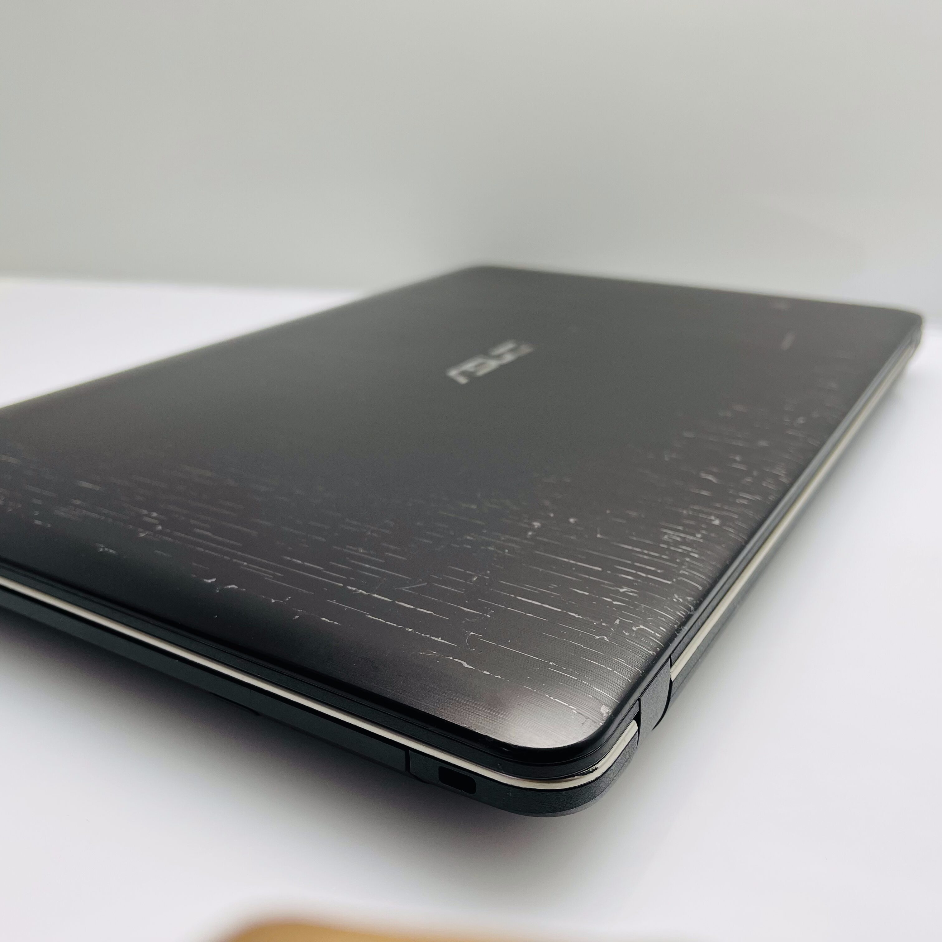 Asus VivoBook F541U 6th Gen "Core i3" 2.00GHz 8GB RAM 500GB SSD Gold (3 Month Warranty) - Image 13