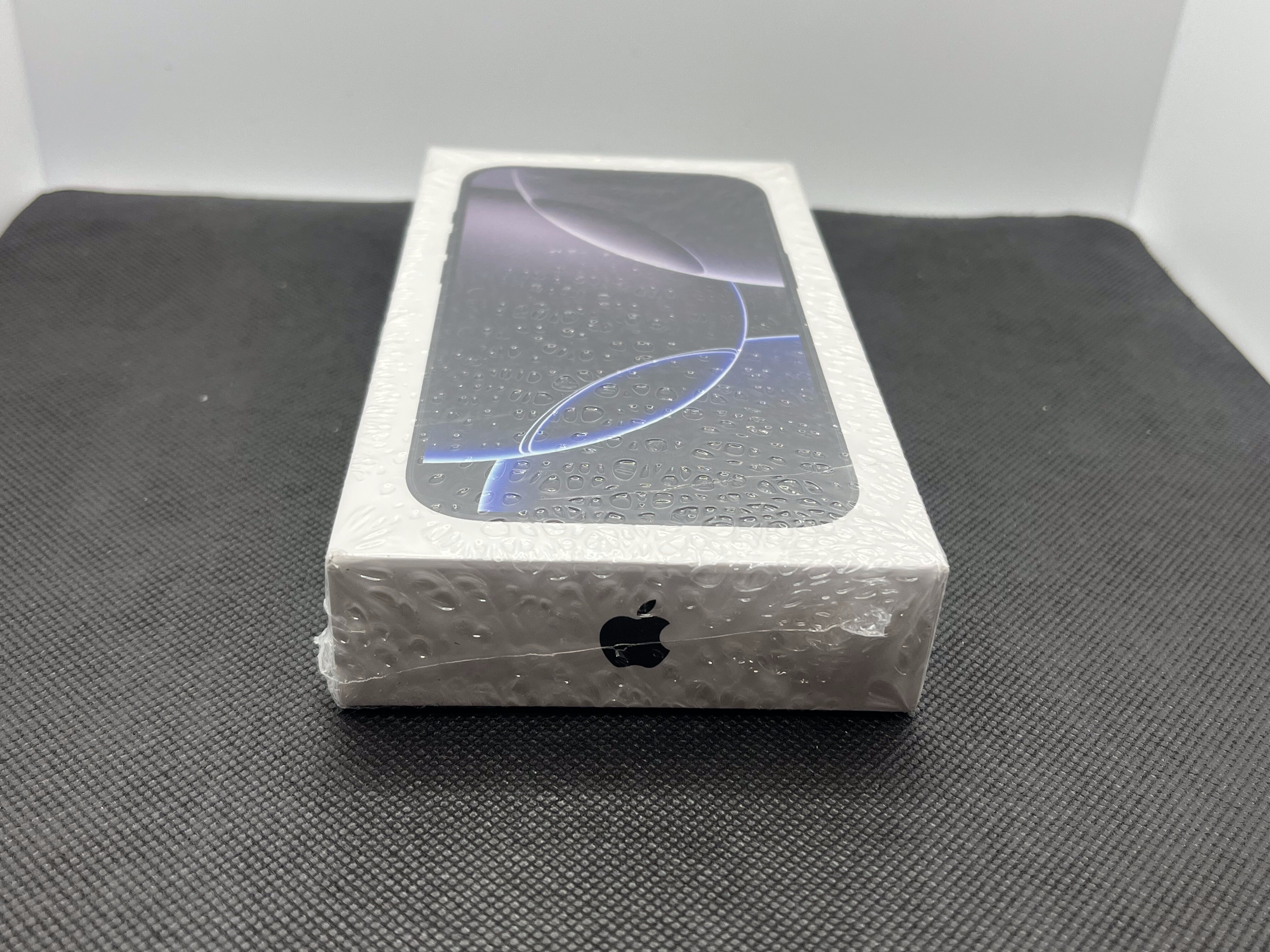 Apple iPhone 16 Pro 256GB Black Titanium – Sealed - Image 5