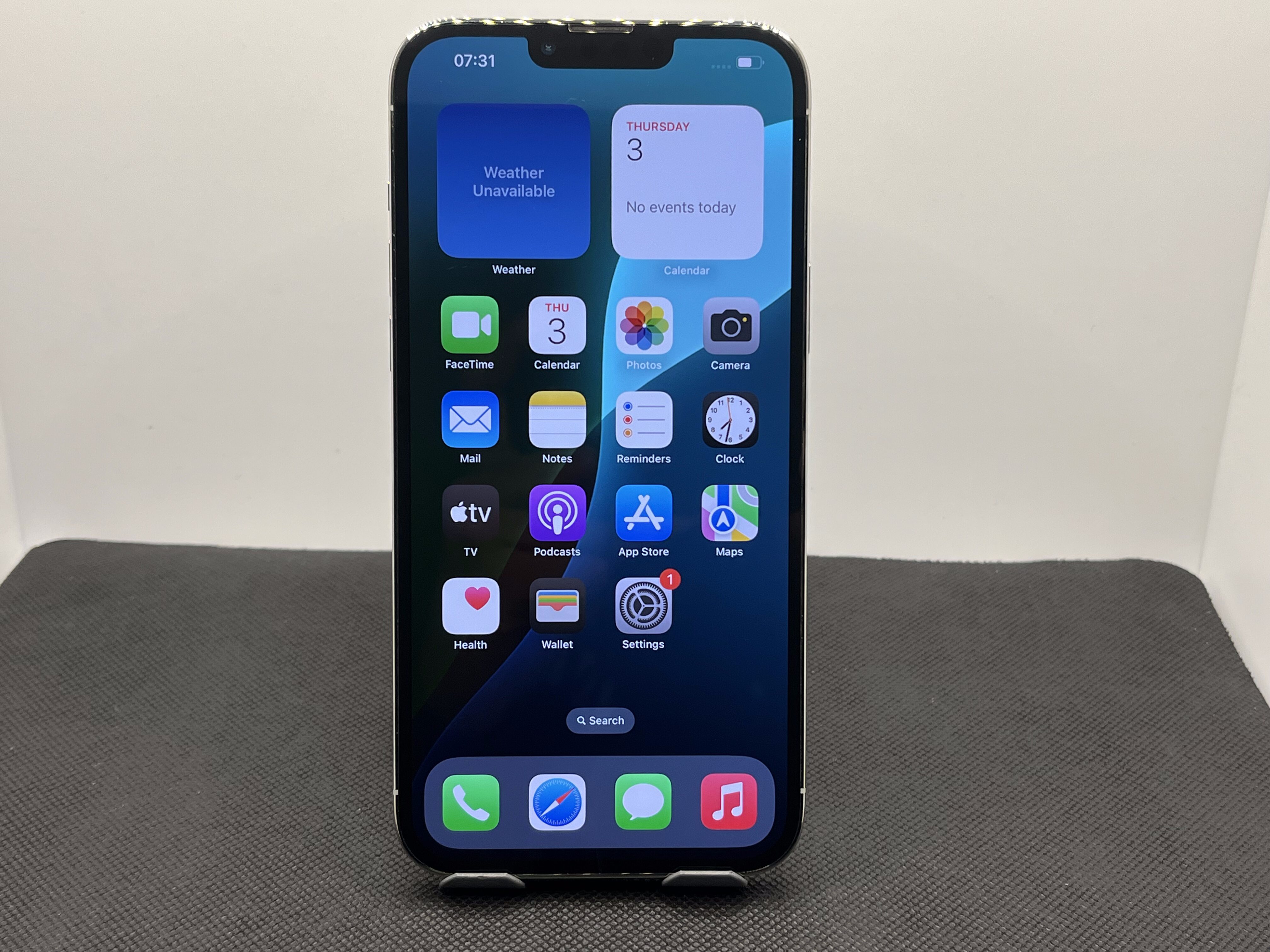 Apple iPhone 13 Pro Max 1TB Silver (12 Month Warranty) | Epic Deals SA