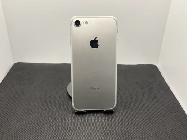 Apple iPhone 7 32GB Silver | Epic Deals SA