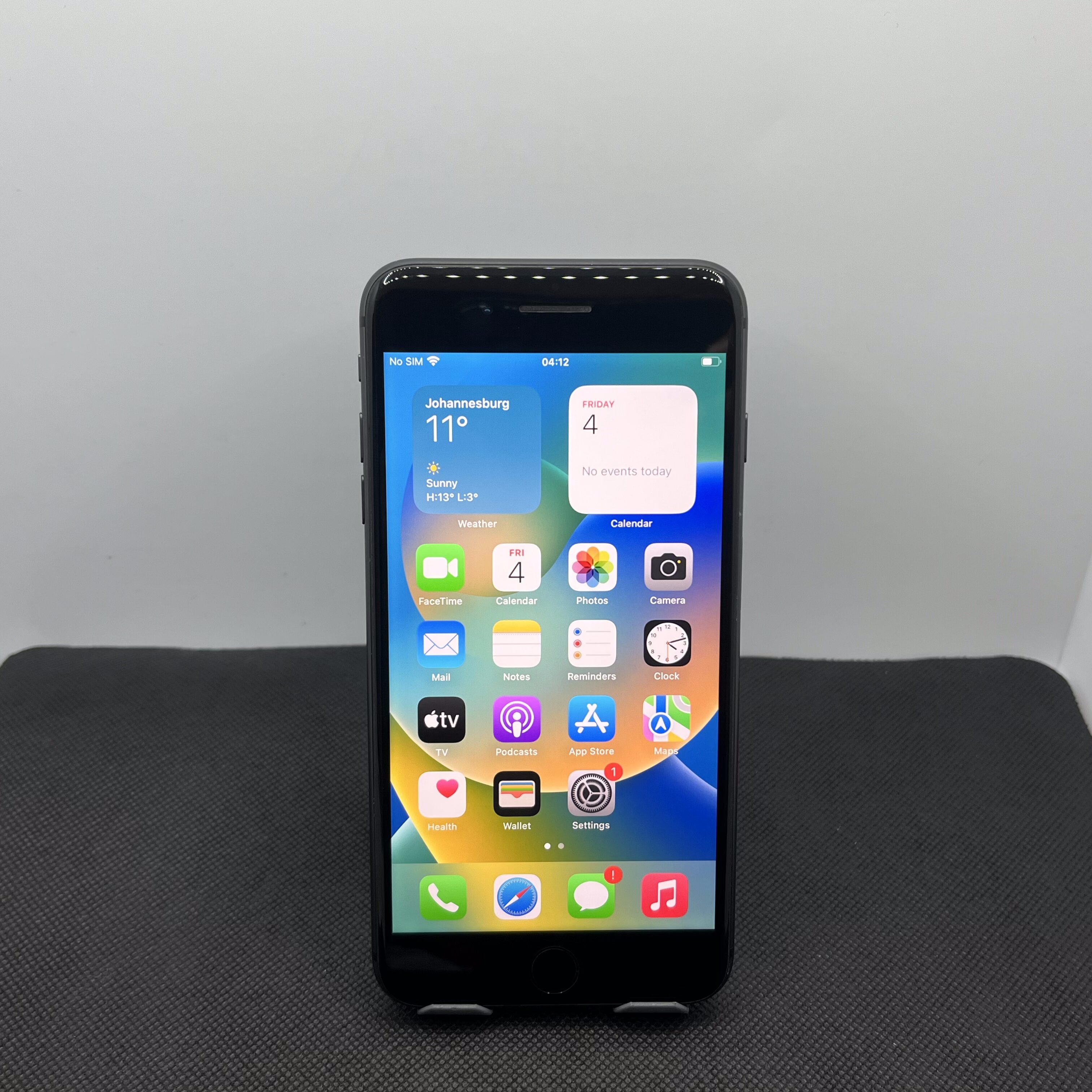Apple iPhone 8 Plus 256GB Space Gray (3 Month Warranty) - Image 2