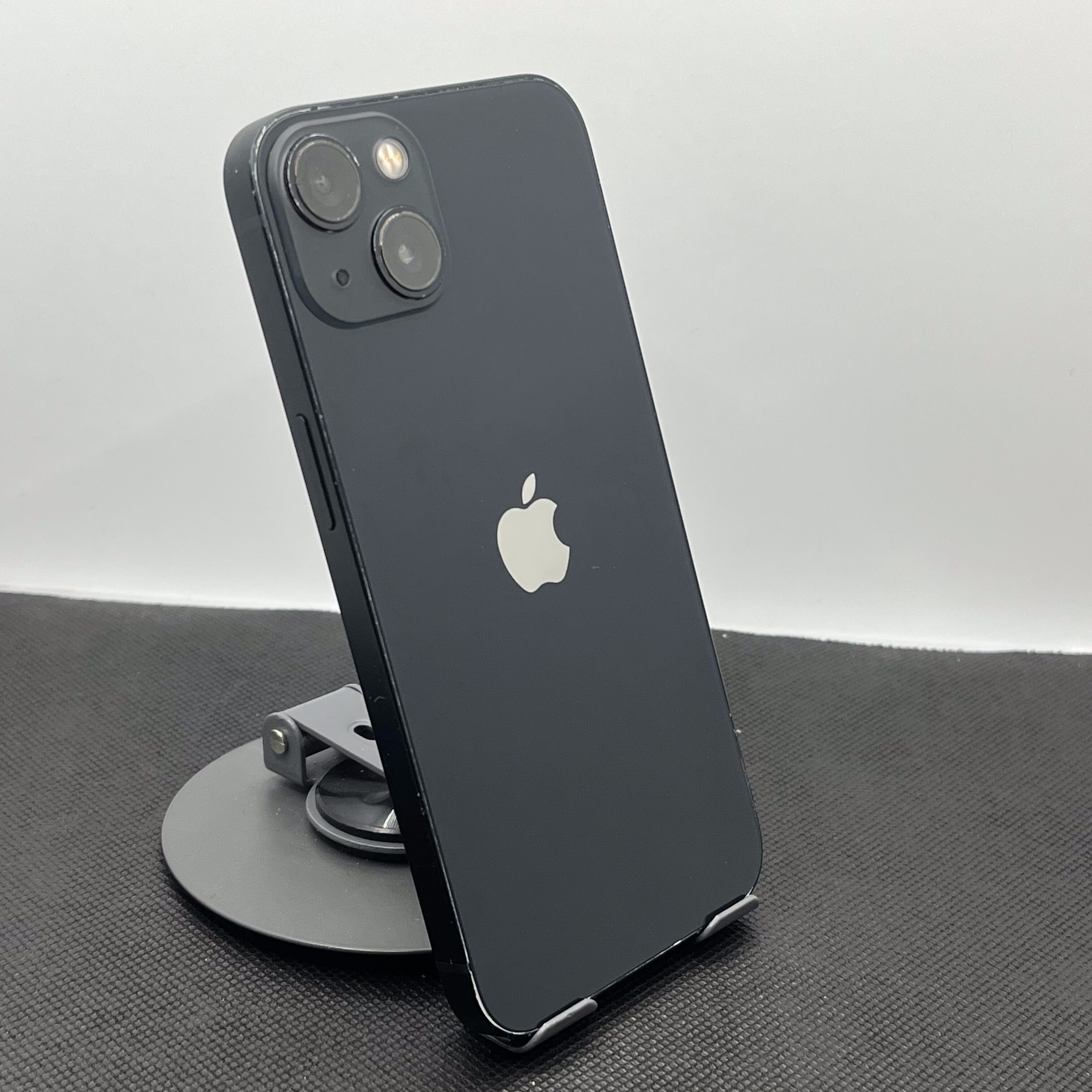 Apple iPhone 13 128GB Midnight (6 Month Warranty) | Epic Deals SA