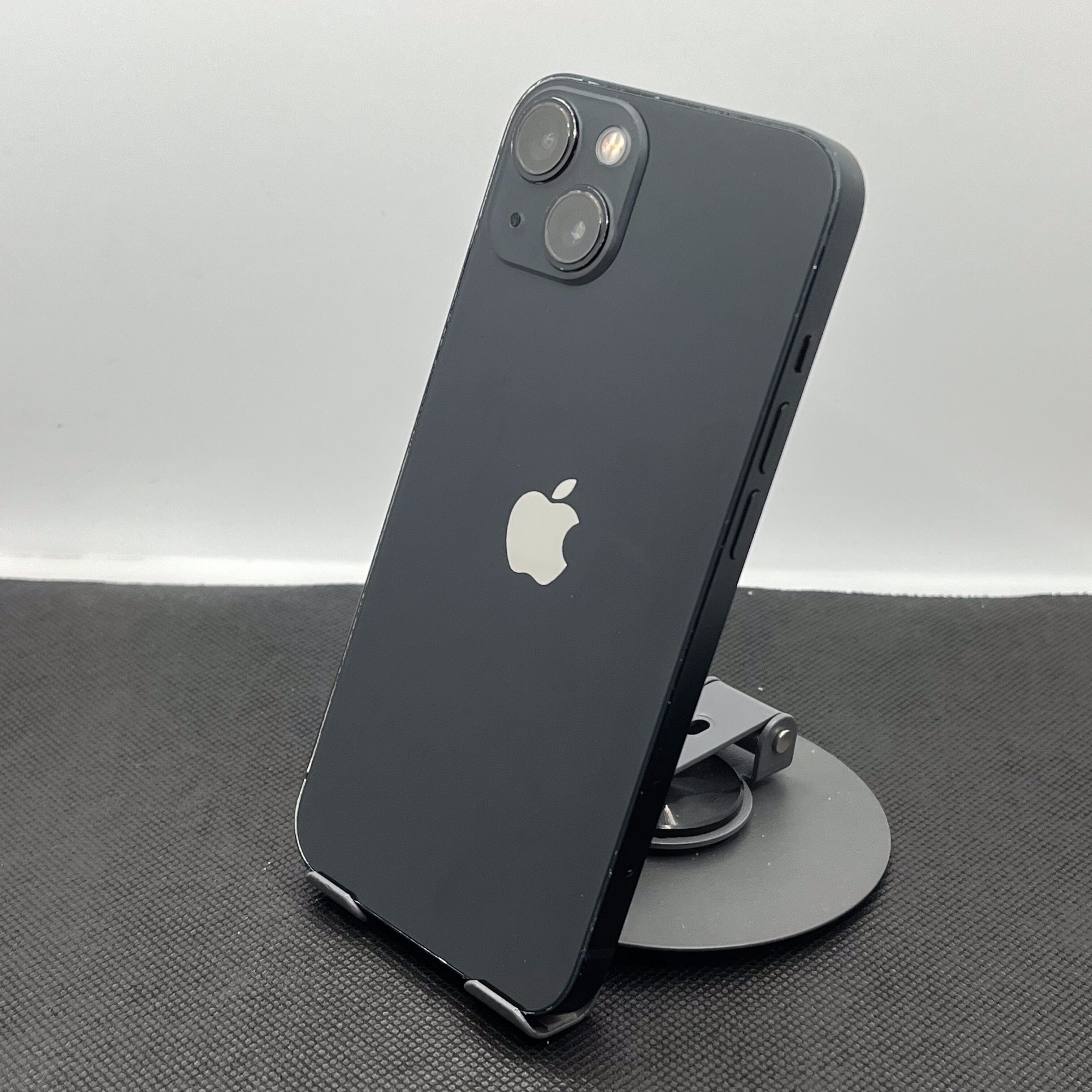 Apple iPhone 13 128GB Midnight (6 Month Warranty) | Epic Deals SA