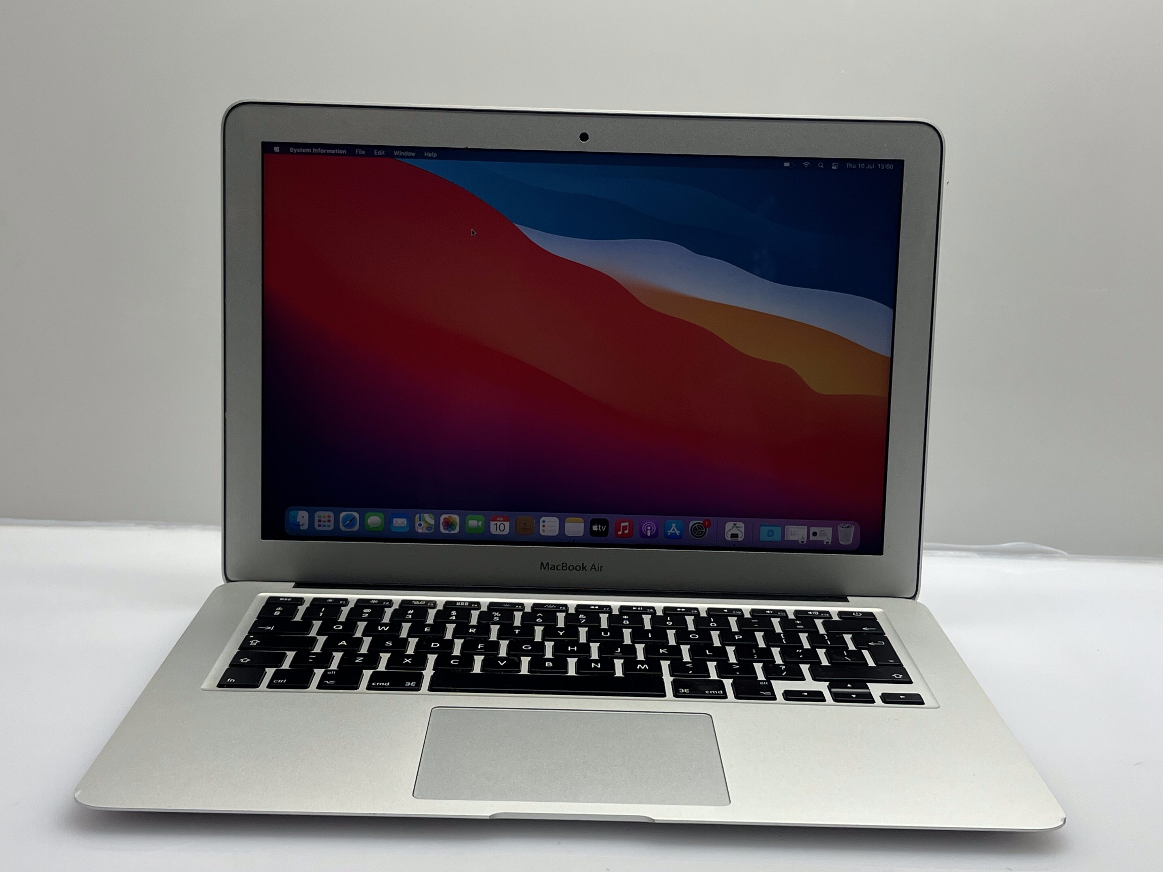 Apple MacBook Air 13-inch 
