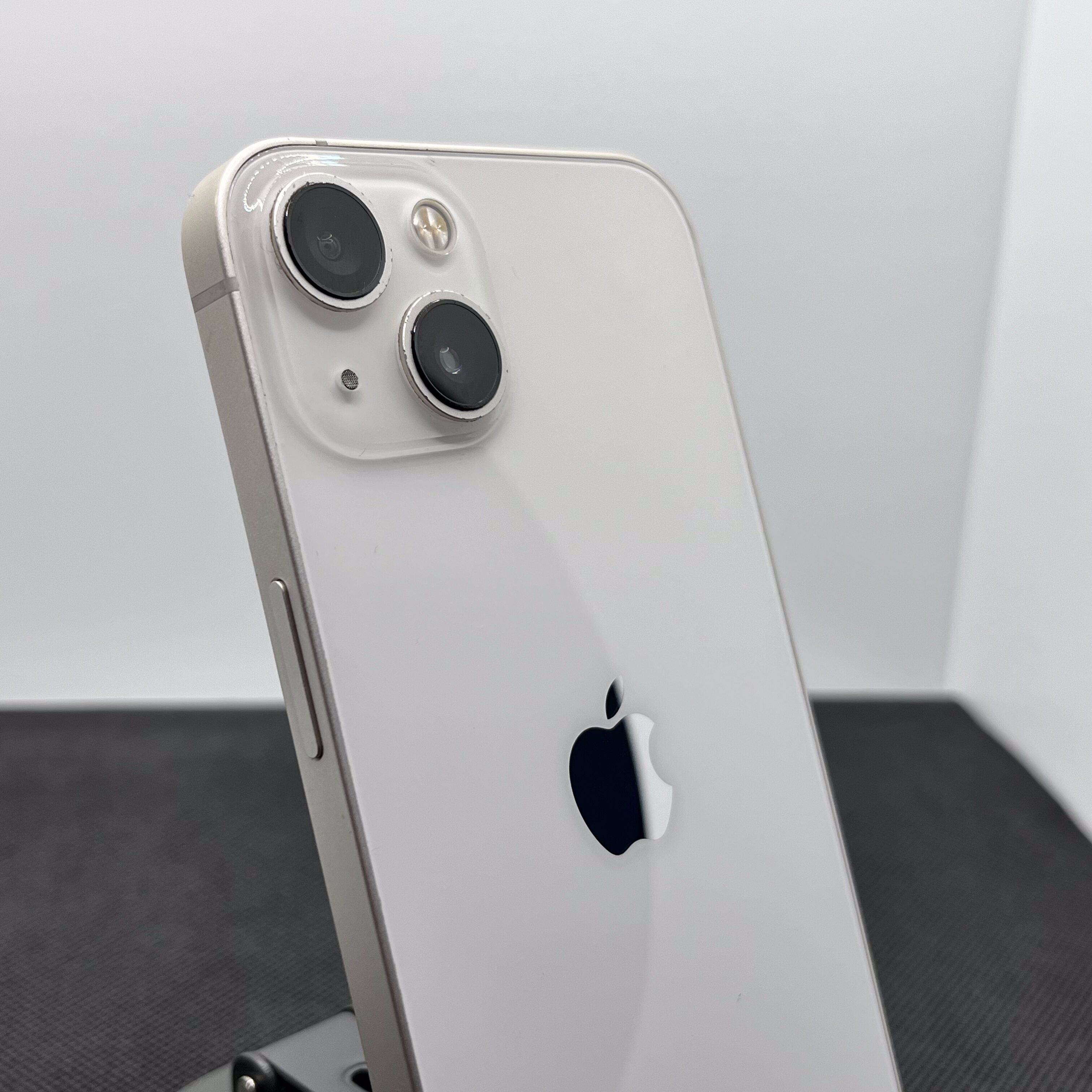 Apple iPhone 13 256GB Starlight (6 Month Warranty) - Bright Spot