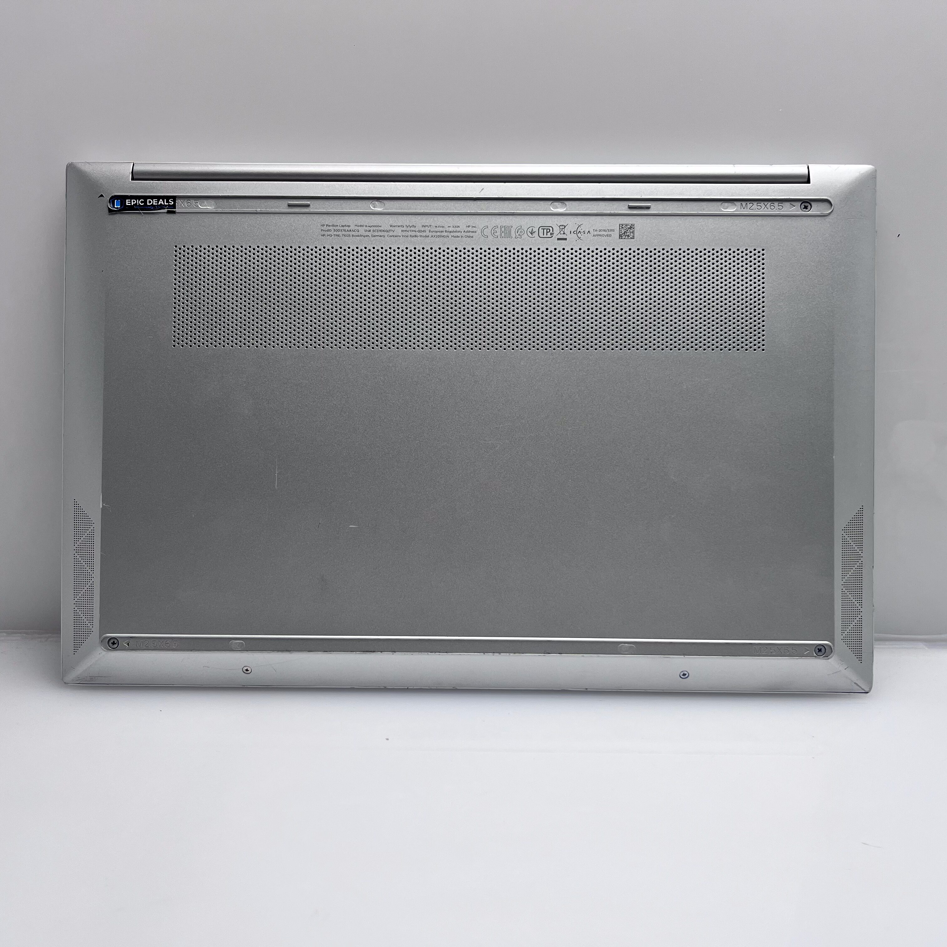 HP Pavillion 15-EG0000NI 