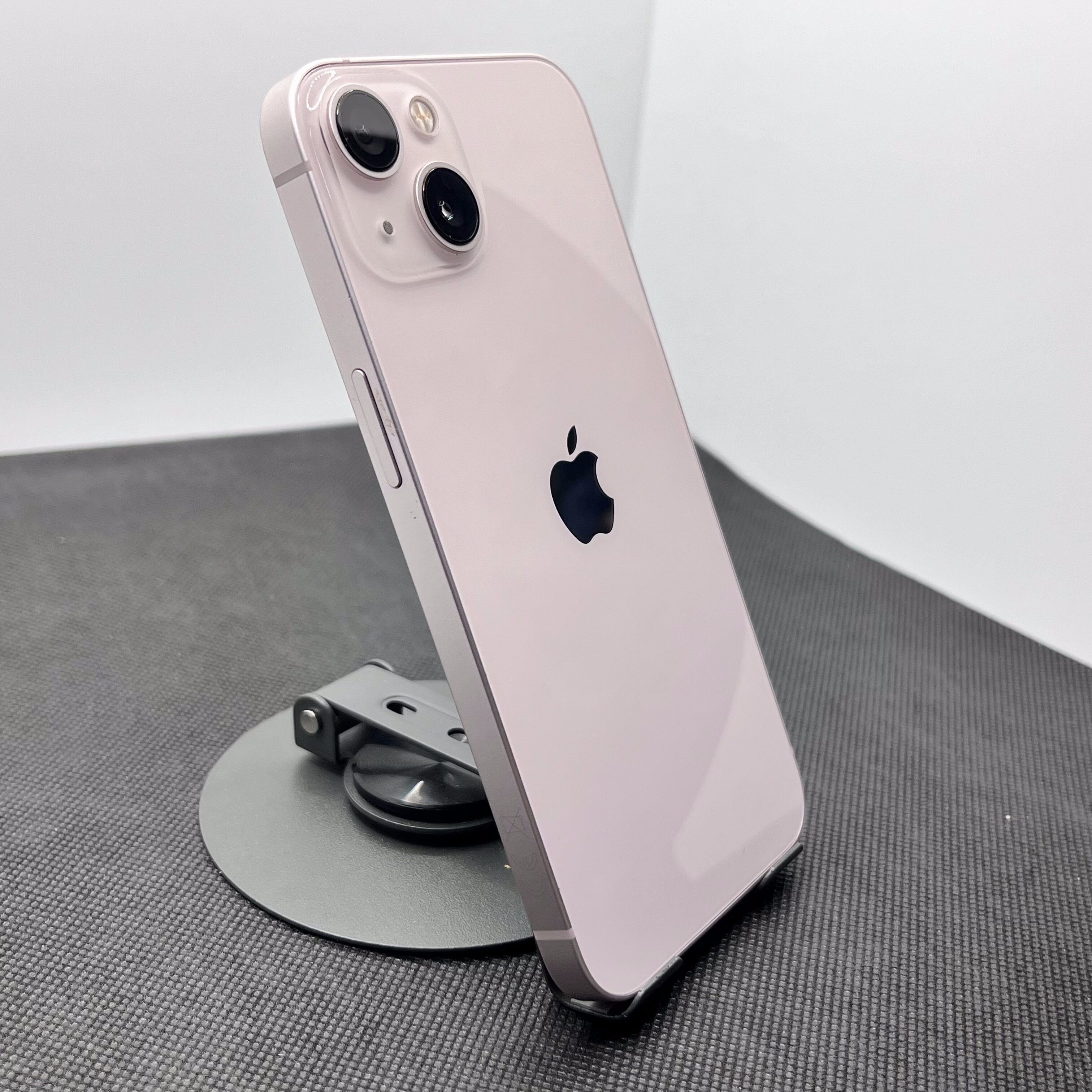Apple iPhone 13 128GB Pink (6 Month Warranty) - Image 9