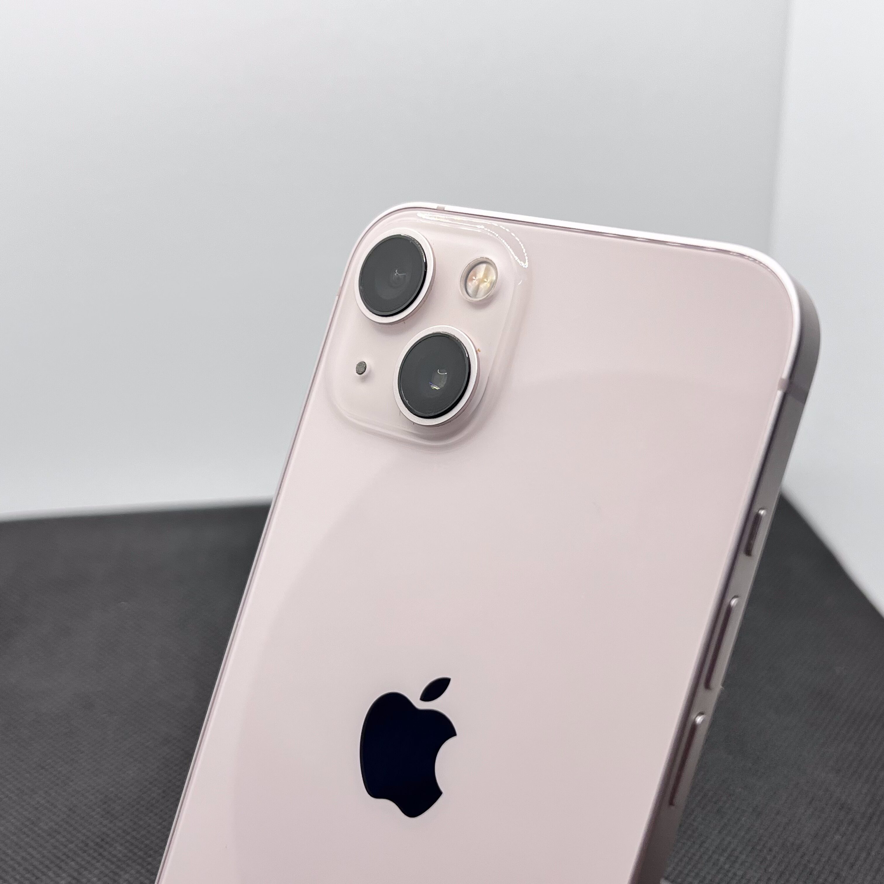 Apple iPhone 13 128GB Pink (6 Month Warranty) - Image 11
