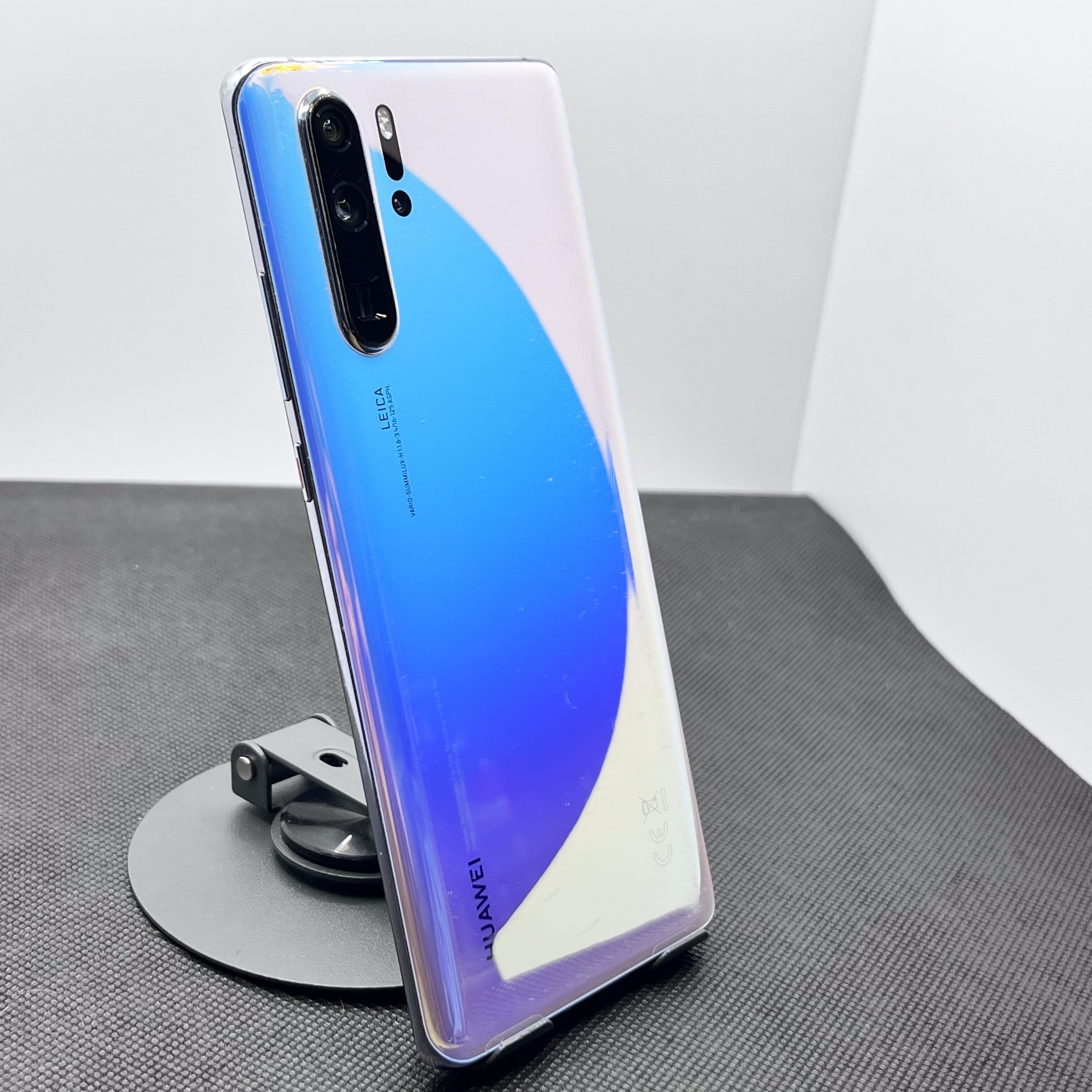 Huawei P30 Pro 128GB Breathing Crystal - LCD Burn | Epic Deals SA Huawei P30 Pro 128GB Breathing Crystal - LCD Burn | Epic Deals SA