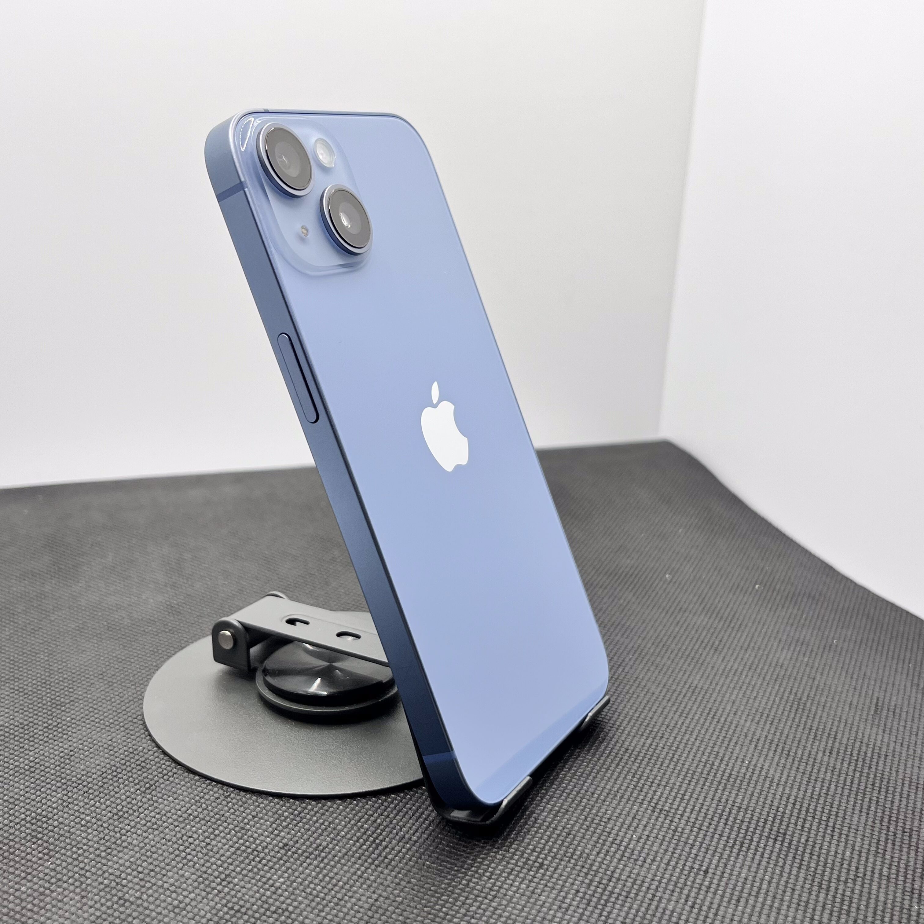 Apple iPhone 14 256GB Blue (12 Month Warranty) - Image 9