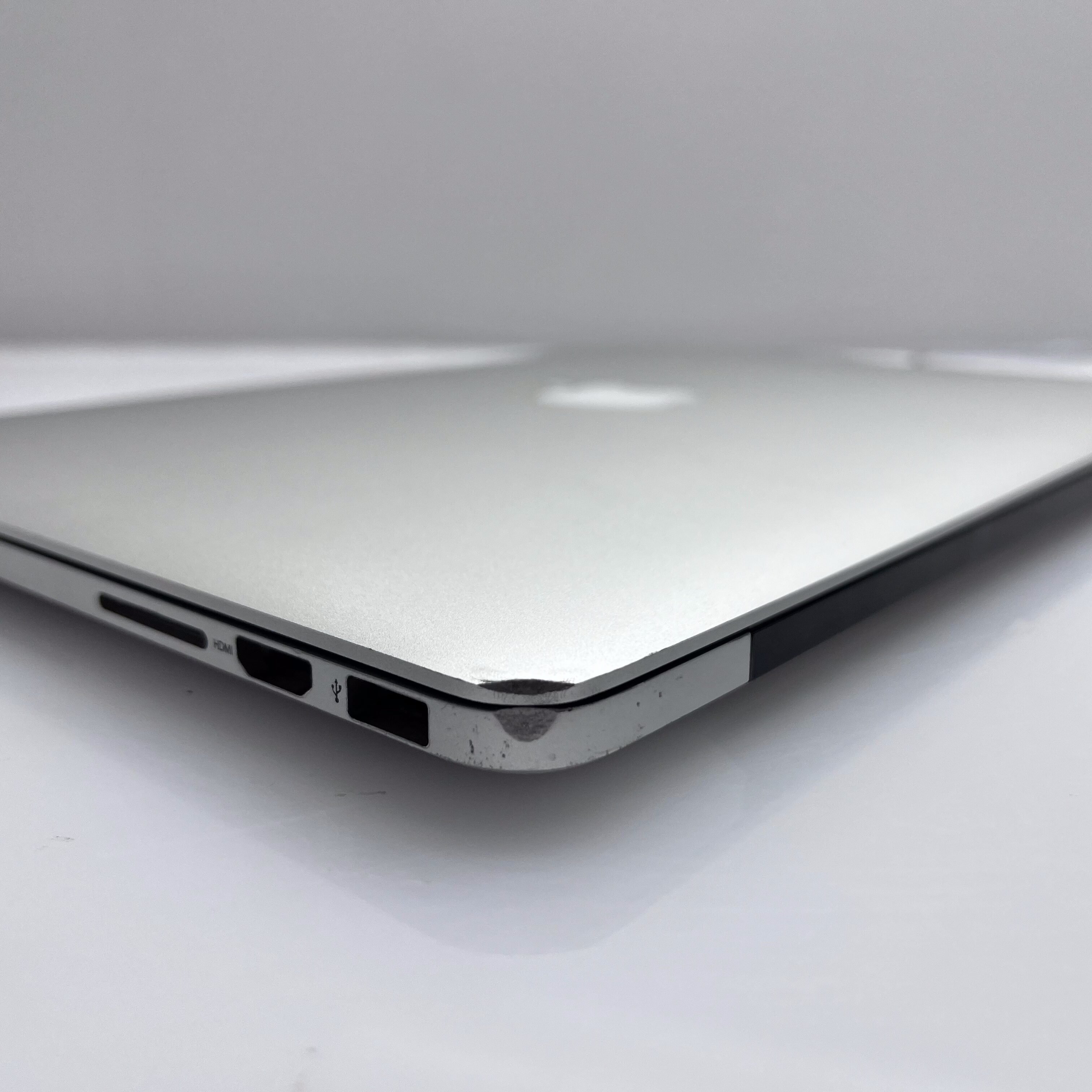 Apple MacBook Pro "Core i5" 13-Inch 8GB RAM 512GB SSD Silver (3 Month Warranty) - Image 7