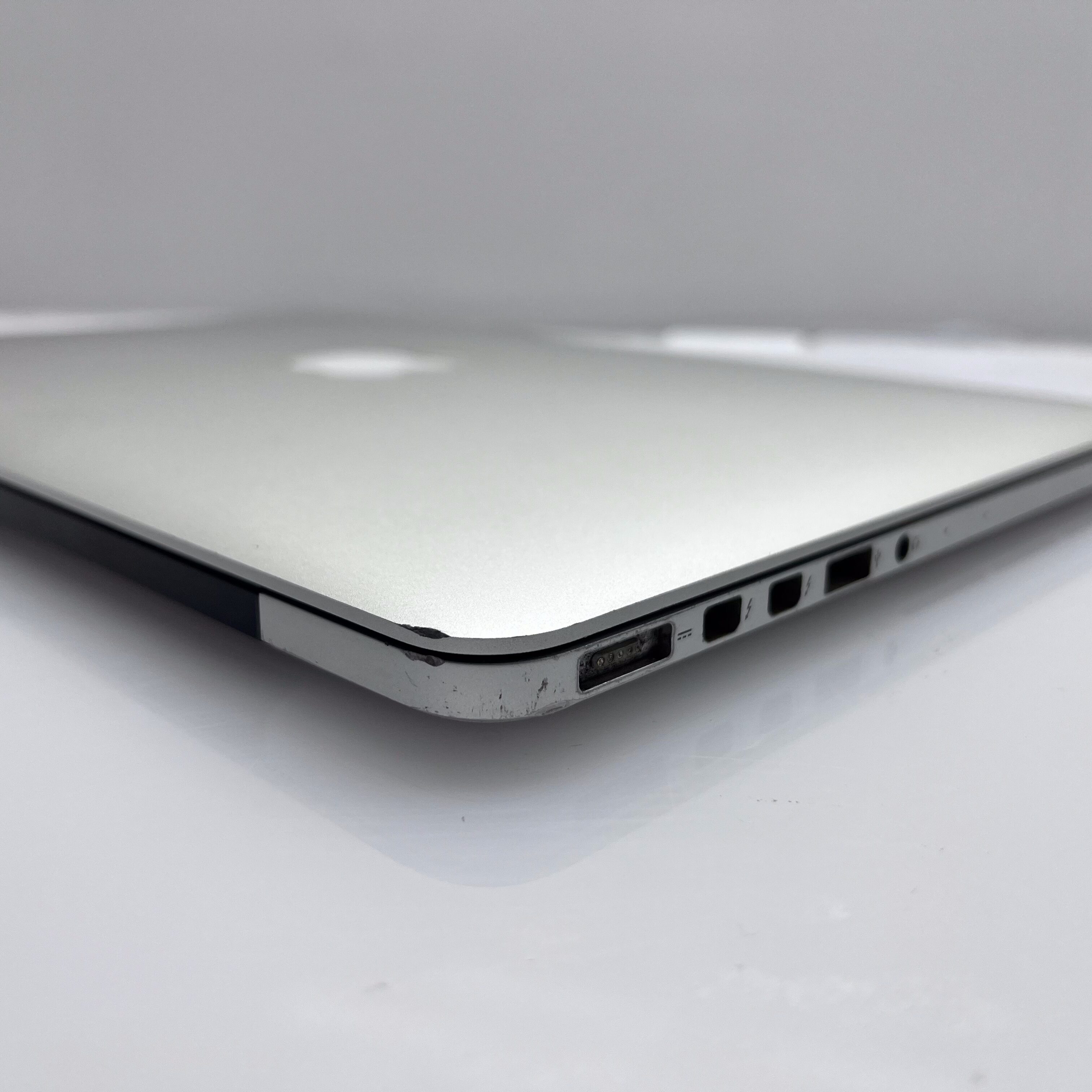 Apple MacBook Pro "Core i5" 13-Inch 8GB RAM 512GB SSD Silver (3 Month Warranty) - Image 8