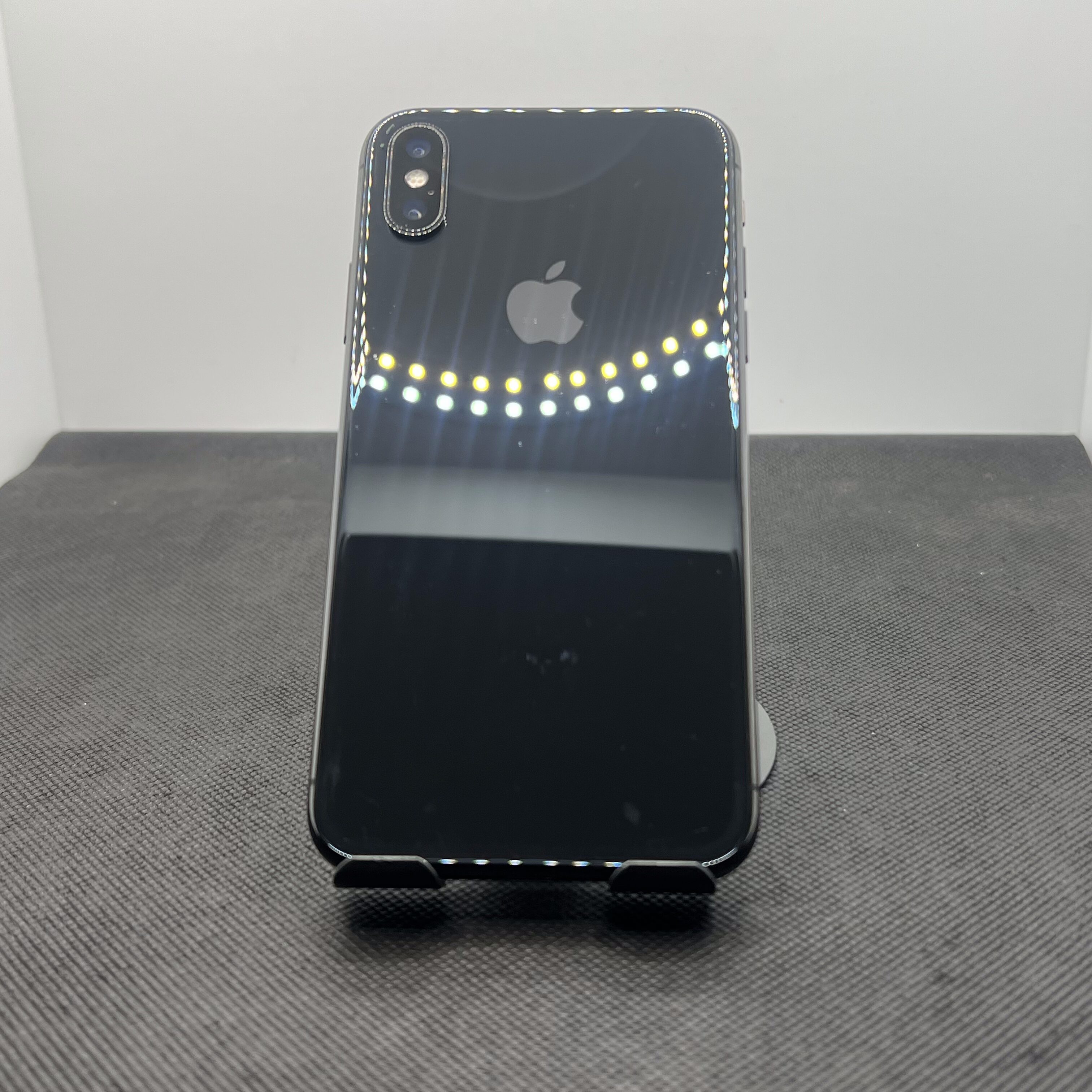 Apple iPhone X 64GB Black (3 Month Warranty) | Epic Deals SA