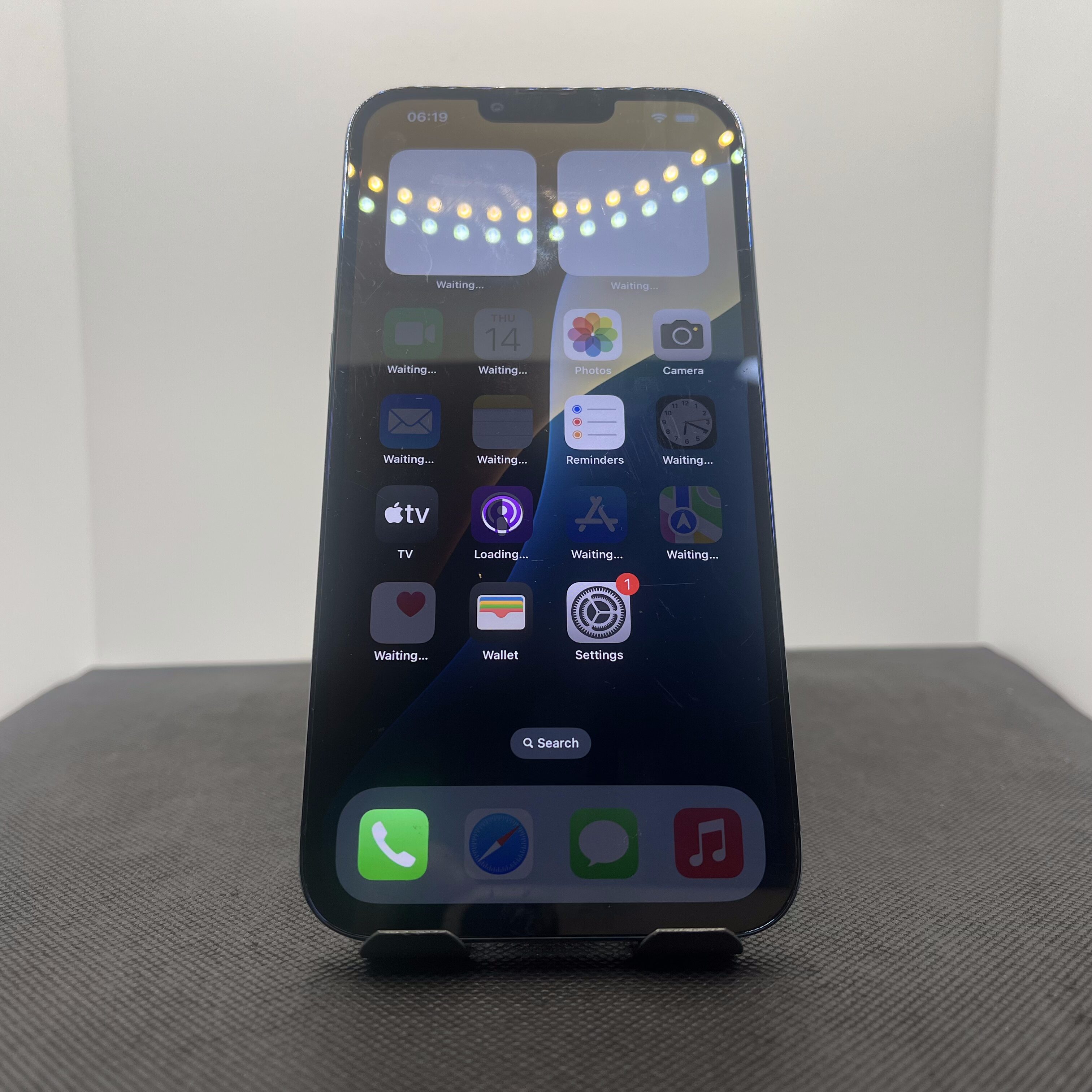 Apple iPhone 13 Pro Max 128GB Blue (12 Month Warranty) + Cover Bundle Value: R200 - Image 3