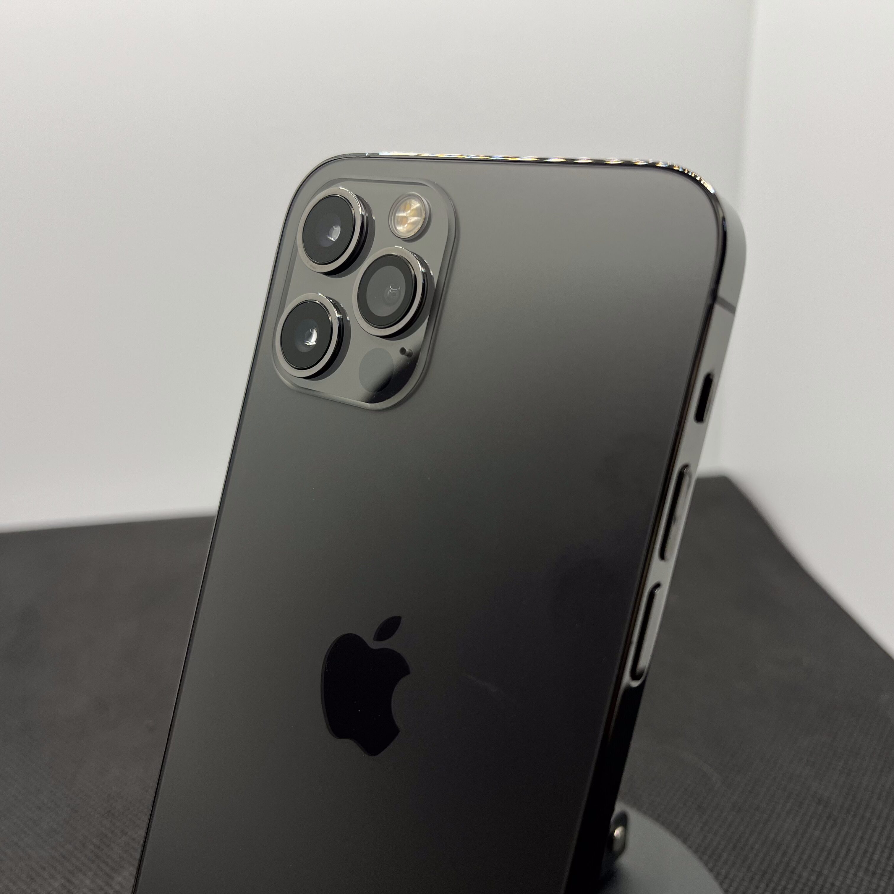 Apple iPhone 12 Pro 128GB Graphite (6 Month Warranty) - Image 11