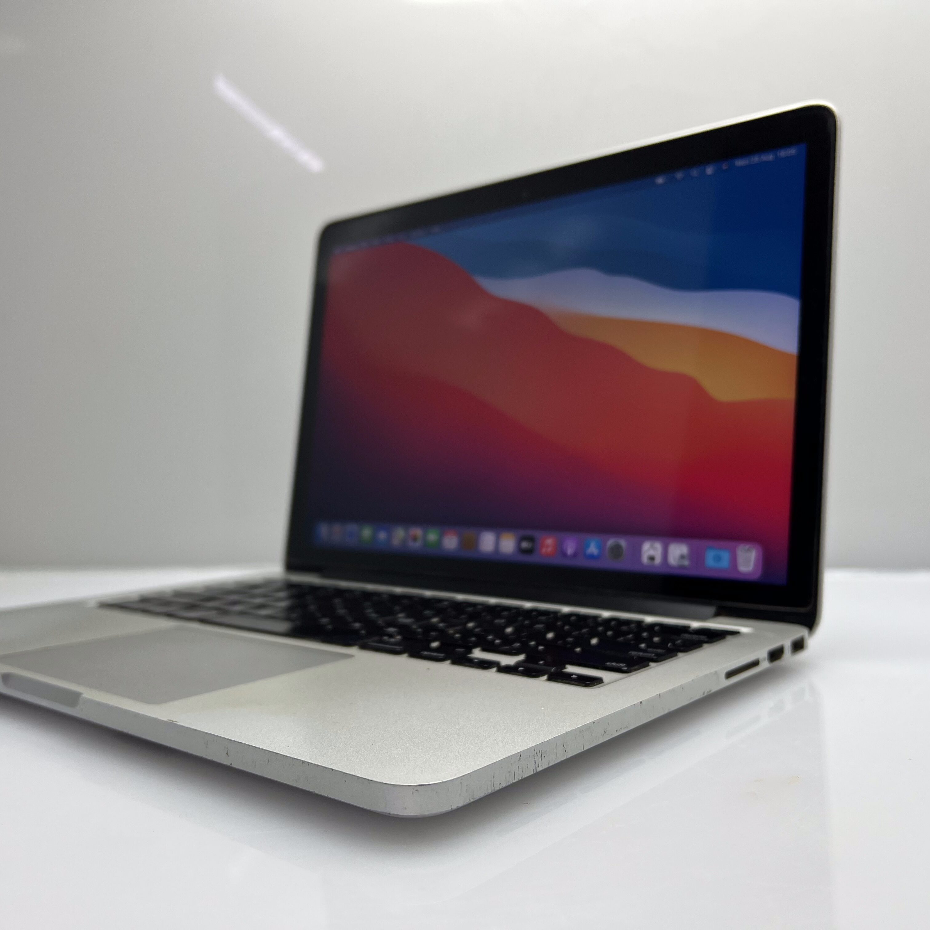 Apple MacBook Pro "Core i5" 13-Inch (Late 2013) 8GB RAM 128GB - Bright Spots - Image 4