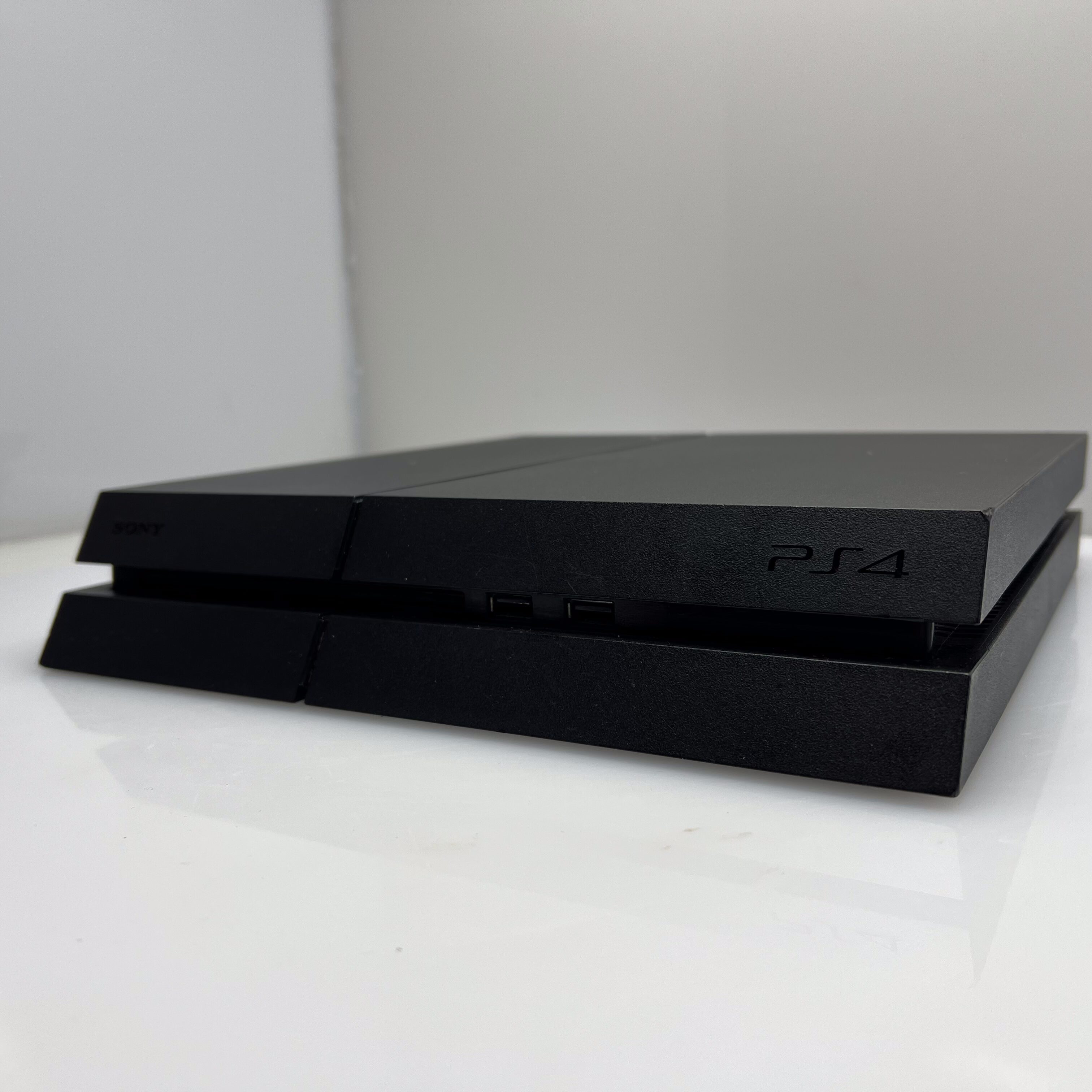 PlayStation 4 Black 500GB + HDMI Cable + Power Cable (3 Month Warranty) - Image 3