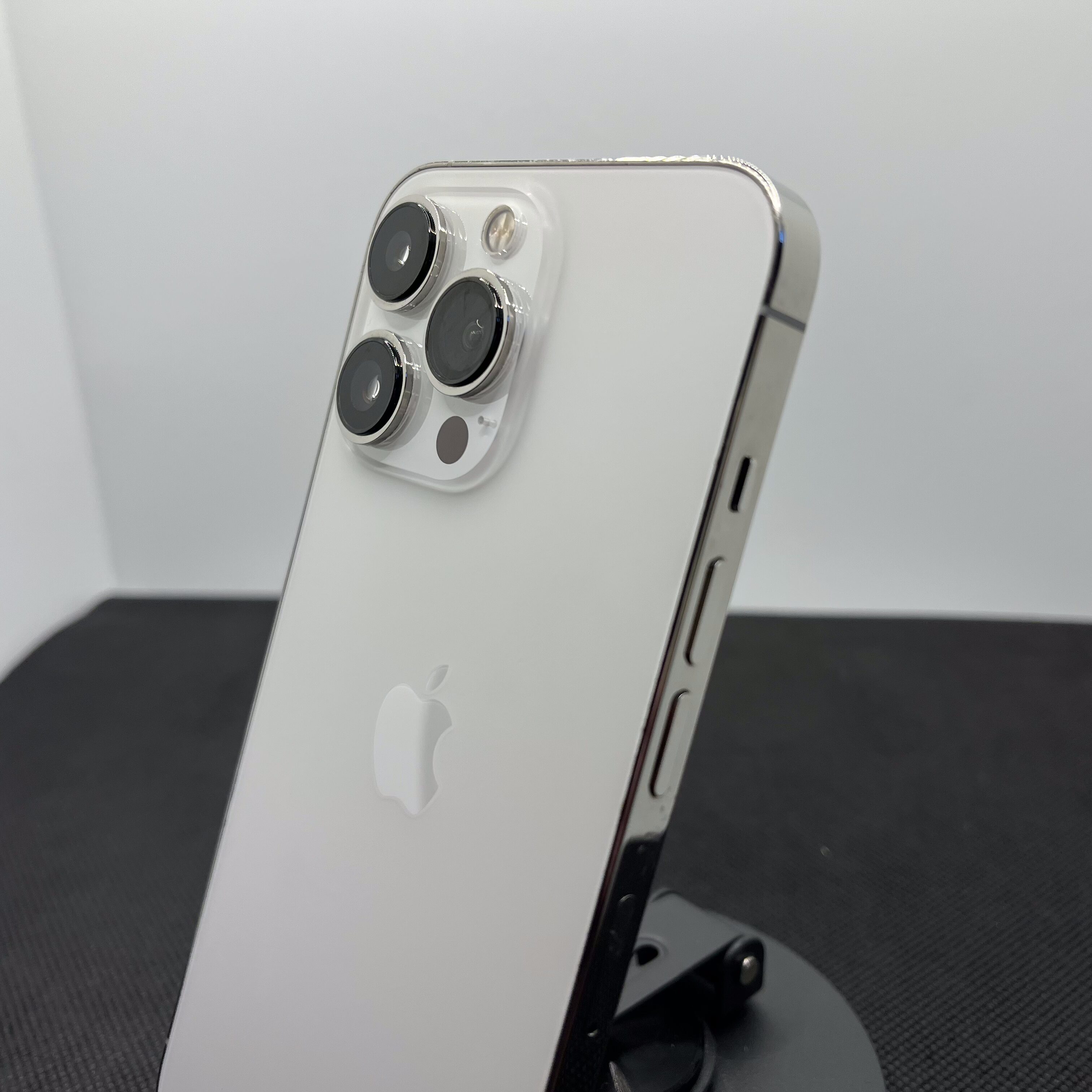 Apple iPhone 13 Pro 128GB Starlight (6 Month Warranty) - Image 11