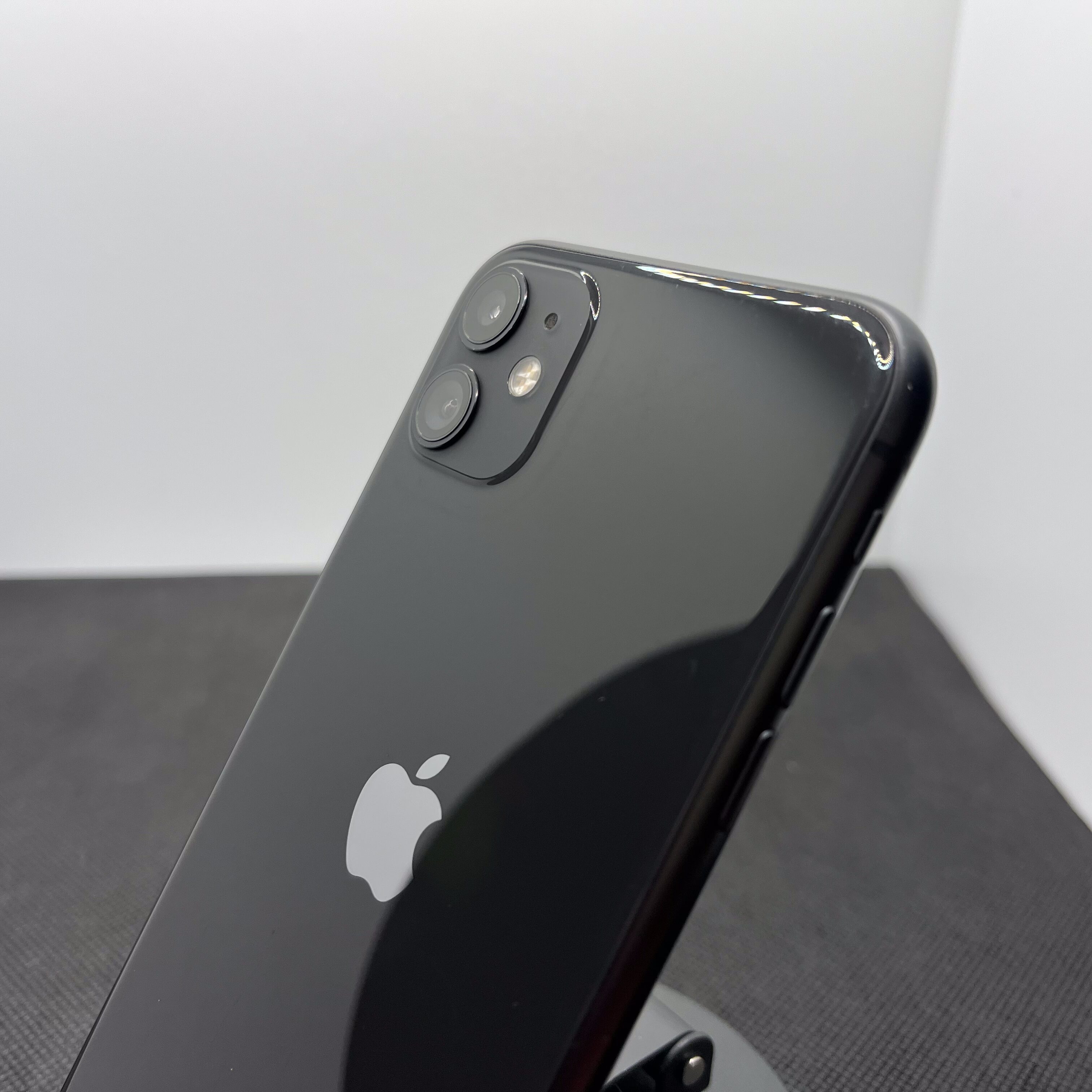 Buy Used Apple iPhone 11 64GB Black (6 Month Warranty) - Warranty