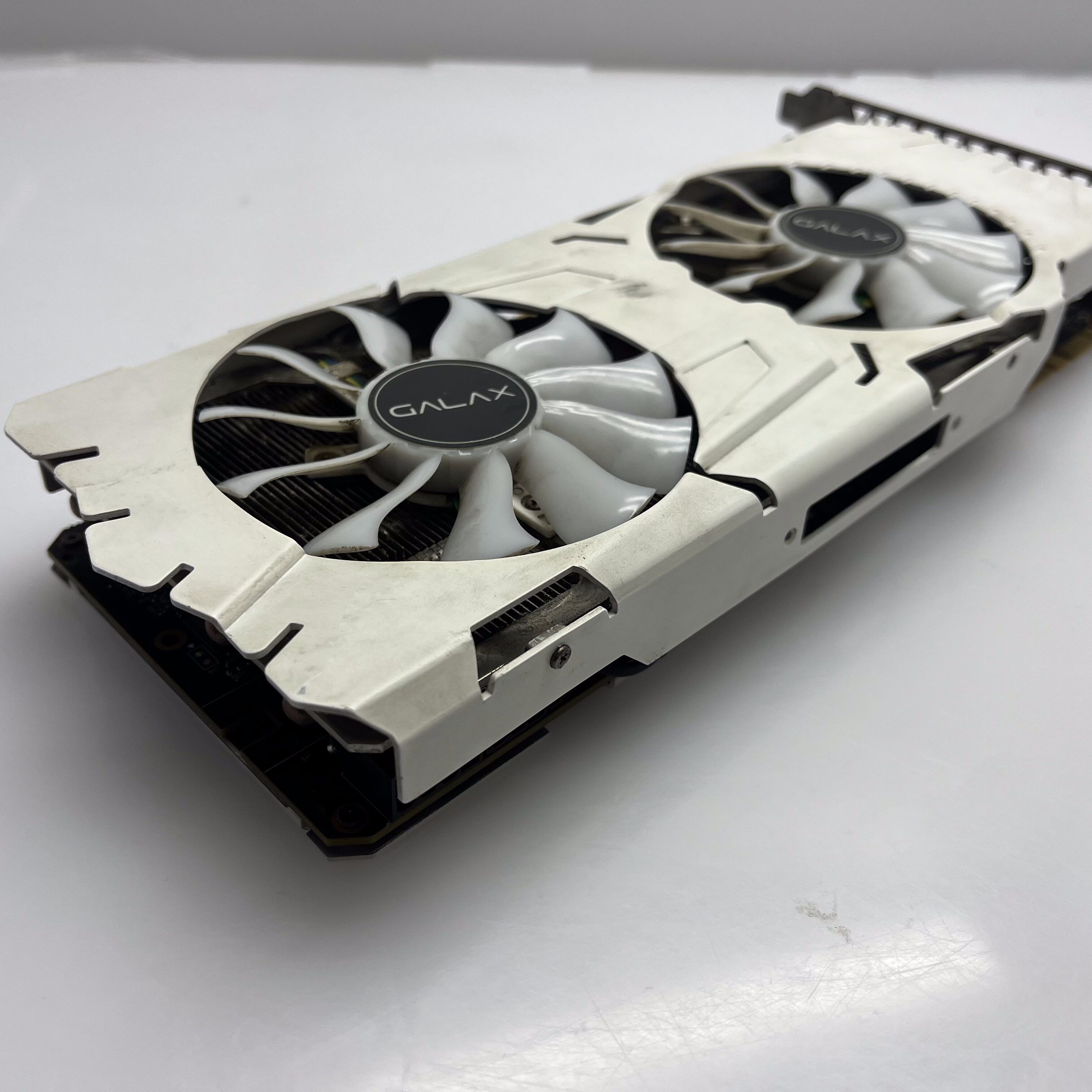 Galax GeForce GTX 1080 Ti White | Epic Deals SA