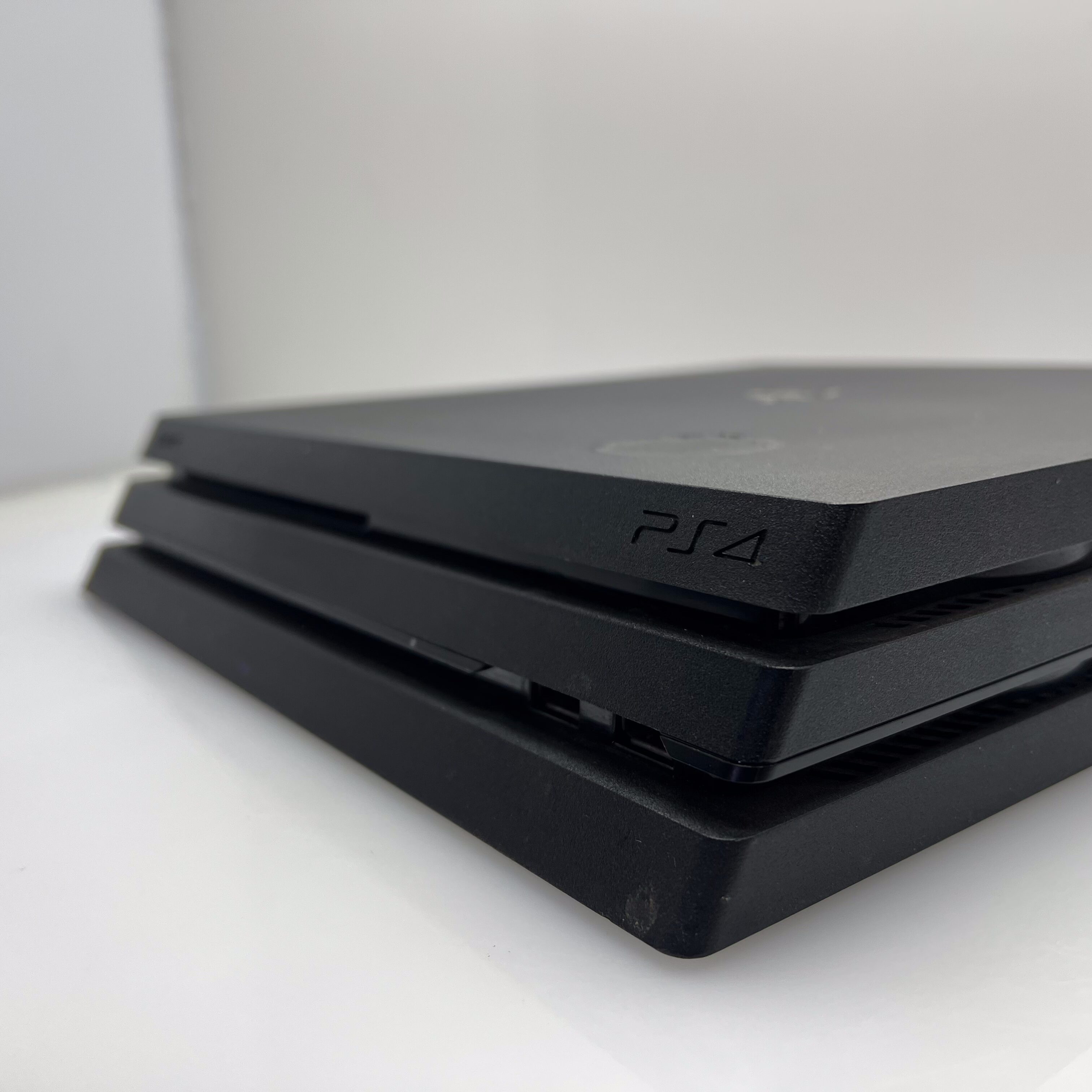 Playstation 4 Pro 1TB SSD Black + 1 Controller + 2 Games + HDMI Cable + Charger (3 Month Warranty) - Image 3