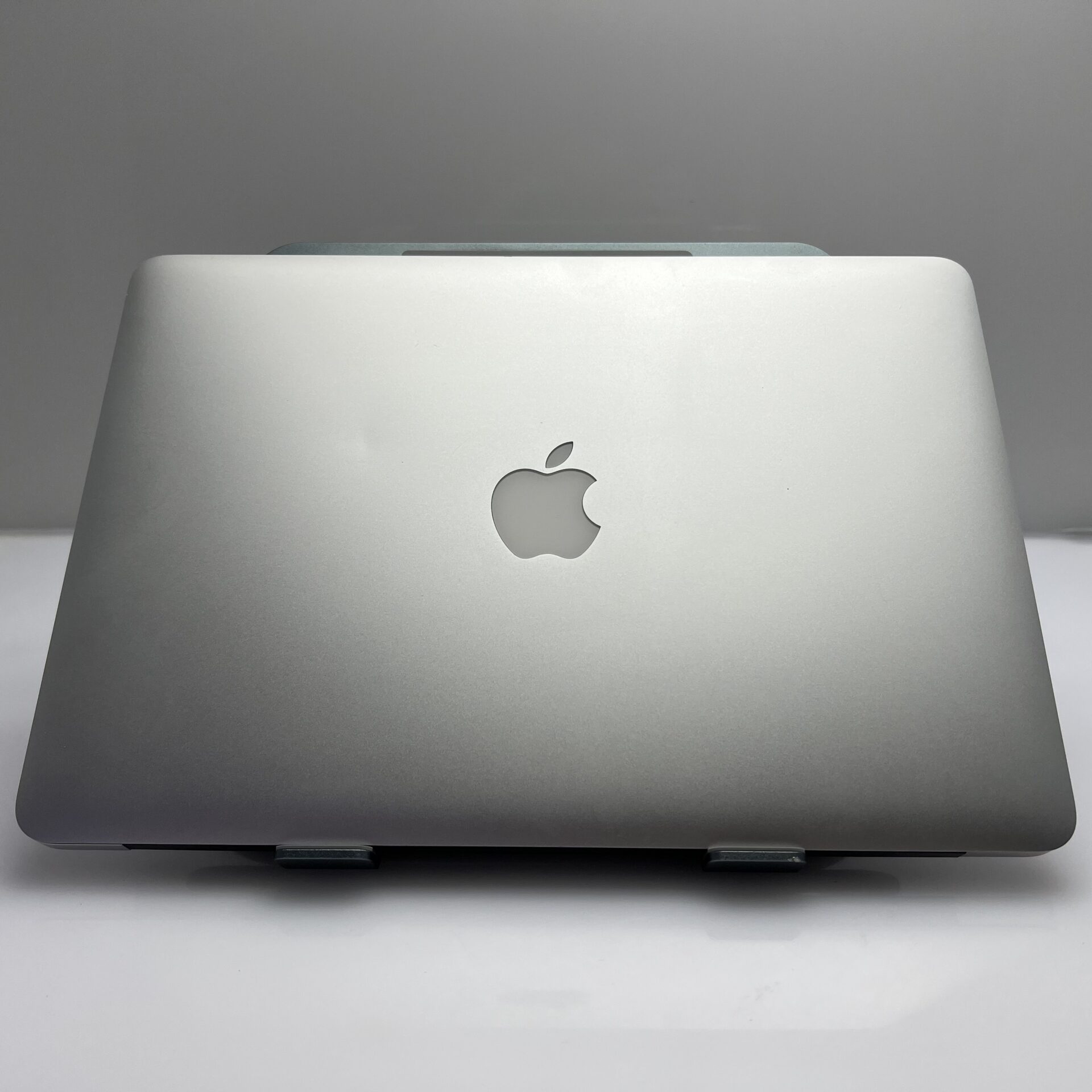 Apple Macbook Air 