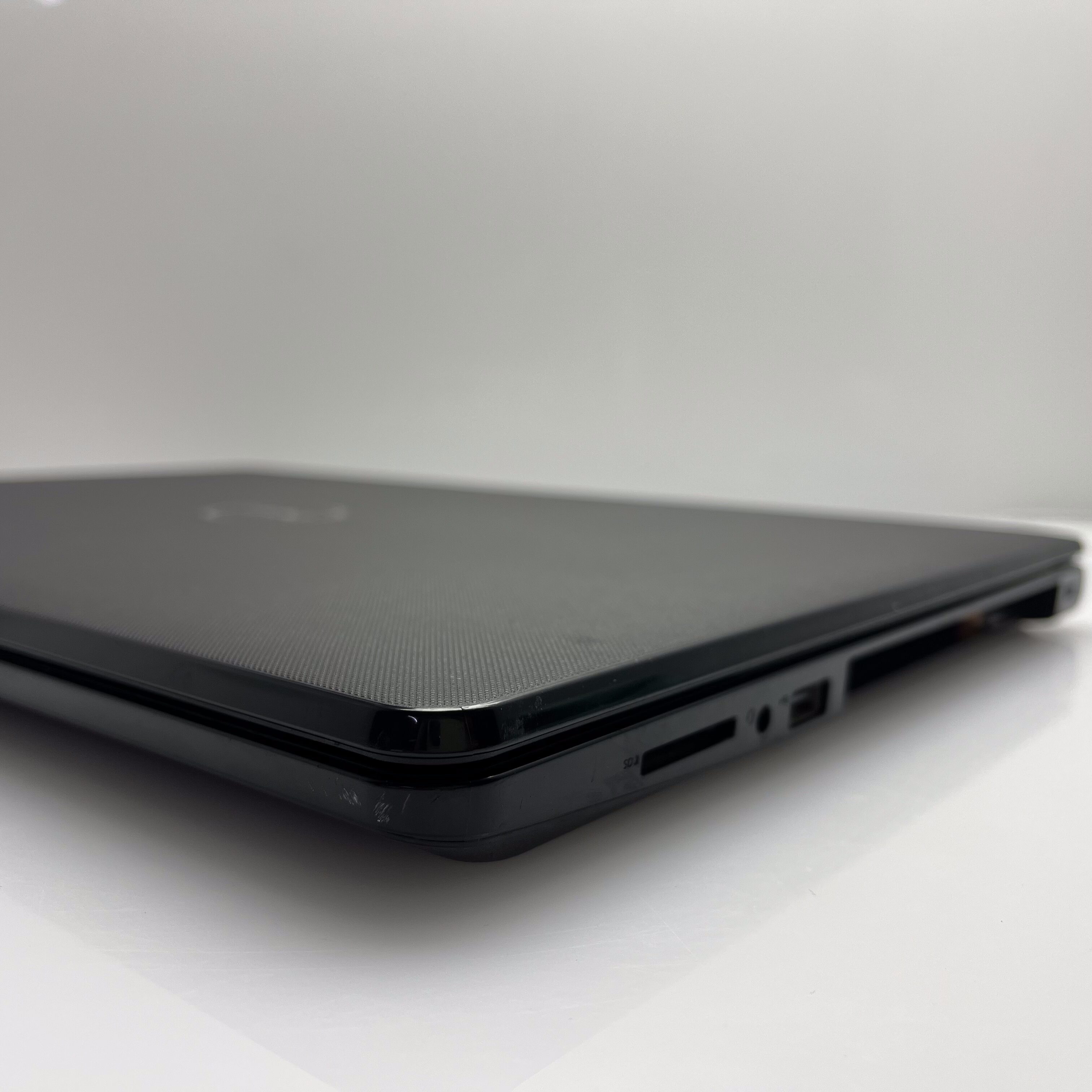 Dell Inspiron 15 "Core i5" 8GBB RAM 256GB SSD Black - No Disk Drive | No Camera - Image 6