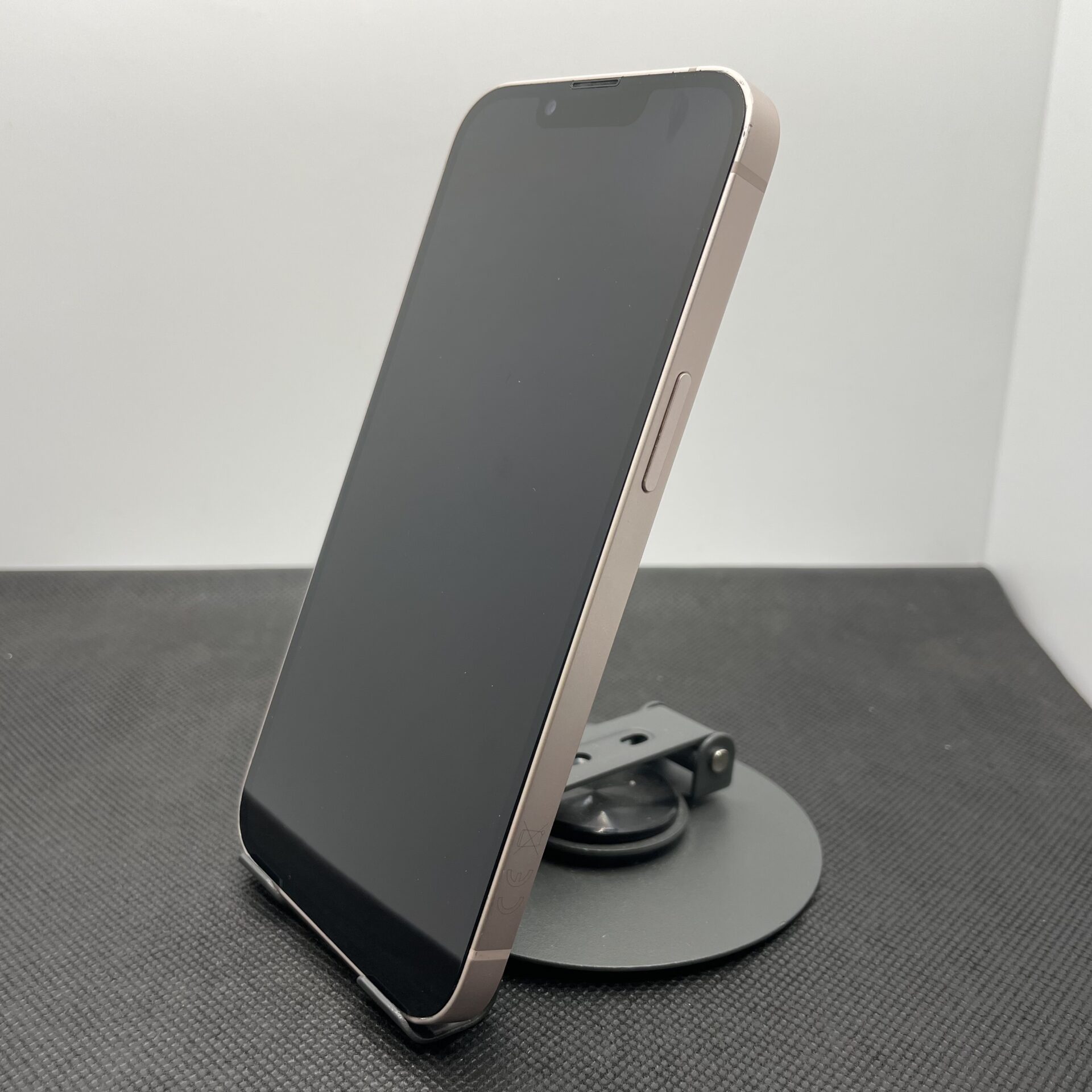 Apple iPhone 13 128GB Pink (6 Month Warranty) - Image 6