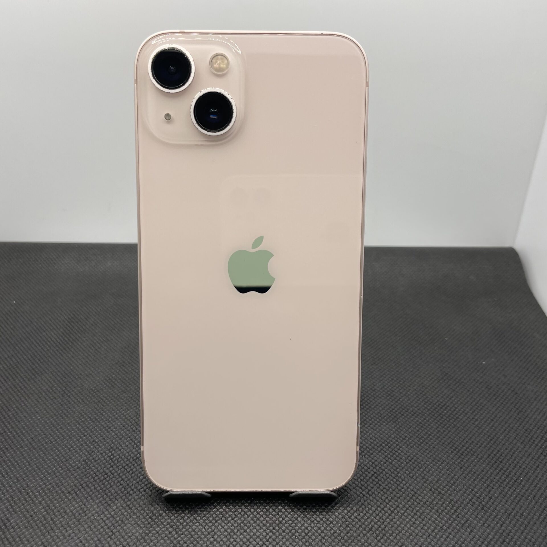 Apple iPhone 13 128GB Pink (6 Month Warranty) - Image 8