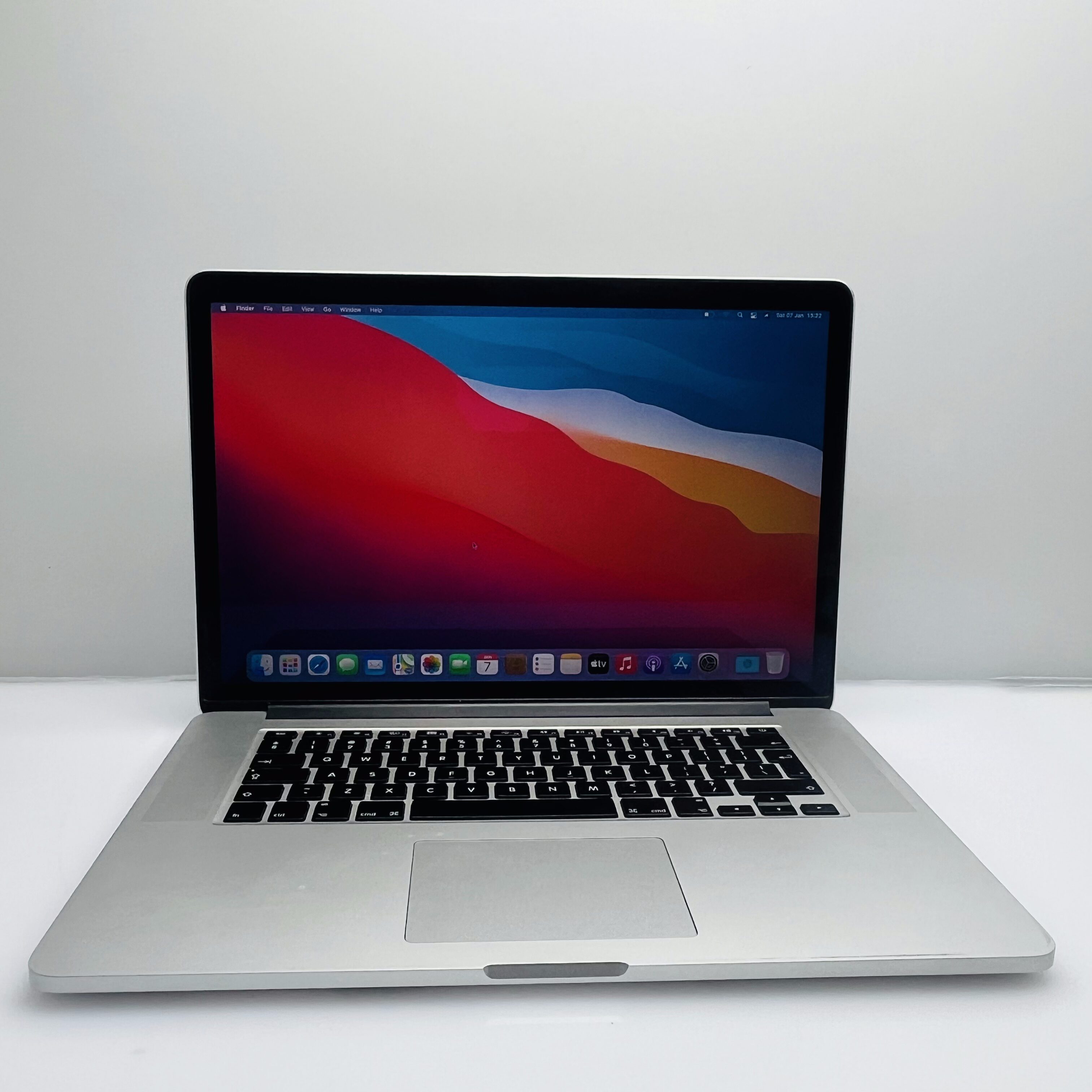 Buy Used Apple MacBook Pro 15-Inch “Core i7” 2.00GHz 8GB RAM Buy Used Apple MacBook Pro 15-Inch “Core i7” 2.00GHz 8GB RAM