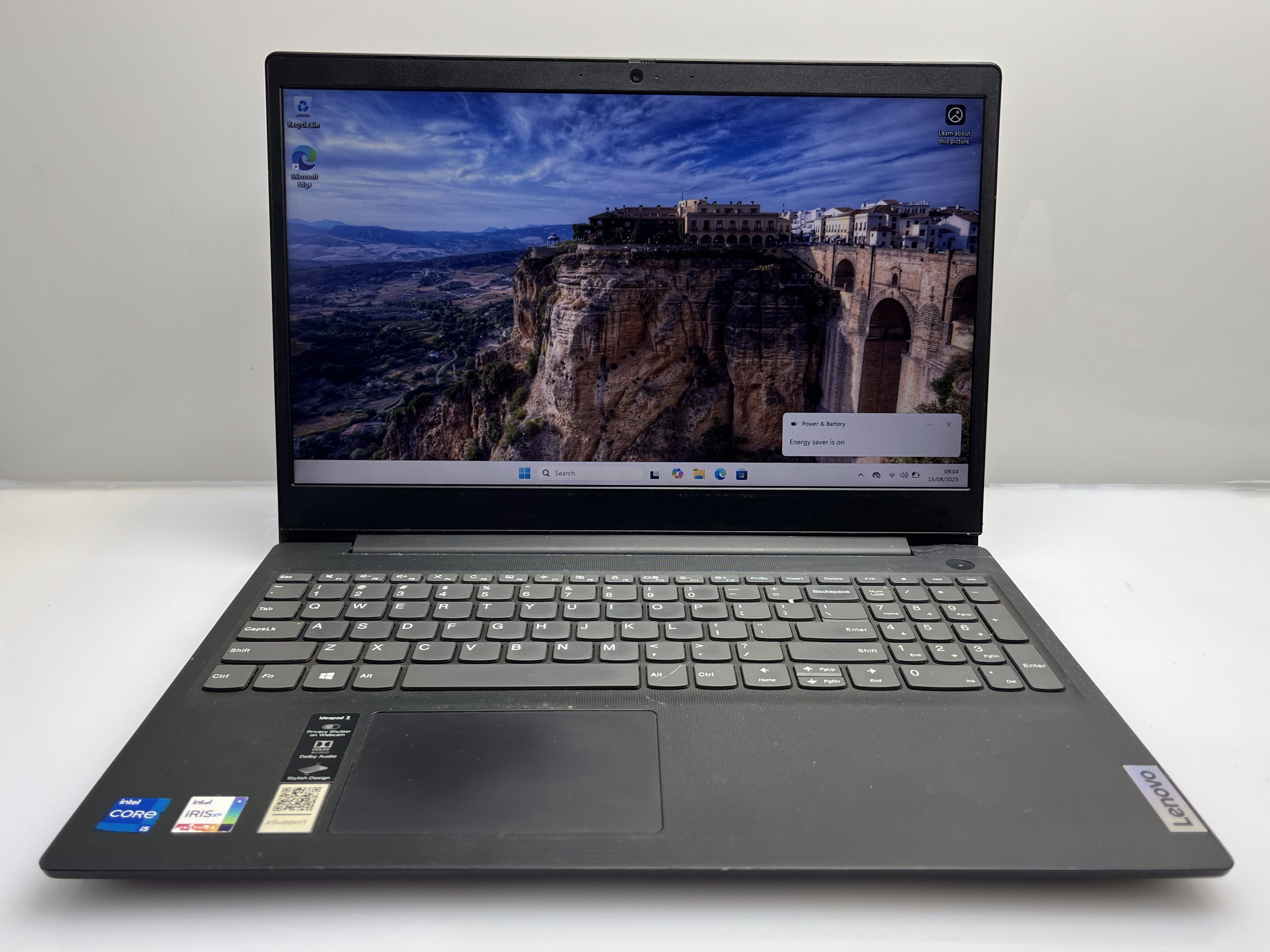 Lenovo IdeaPad 3 15ITL05 11th Gen 8GB RAM 512GB SSD NVMe Black - Bright Spots And Damaged Casing - Image 3