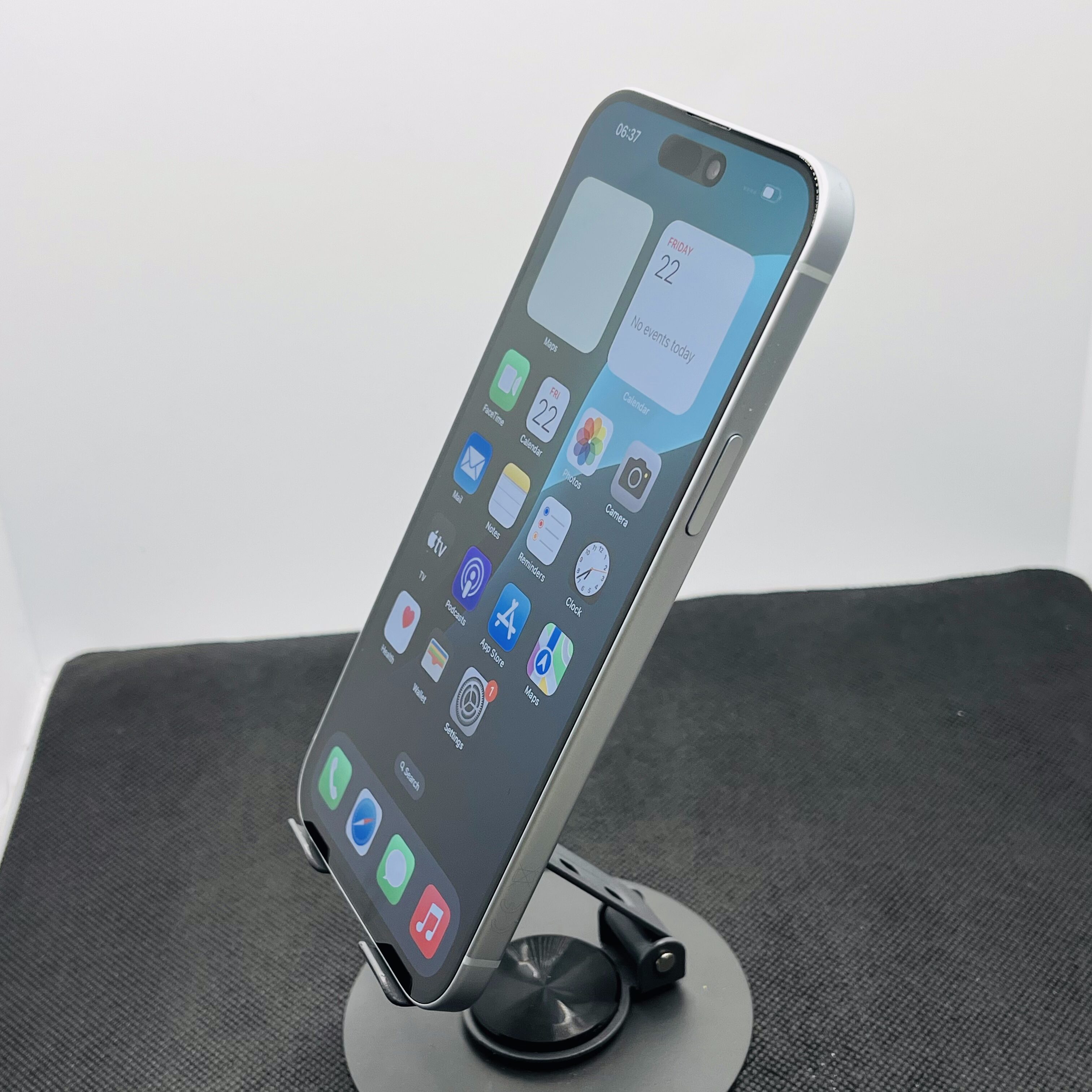 Apple iPhone 15 Plus 128GB Blue (12 Month Warranty) | Epic Deals SA