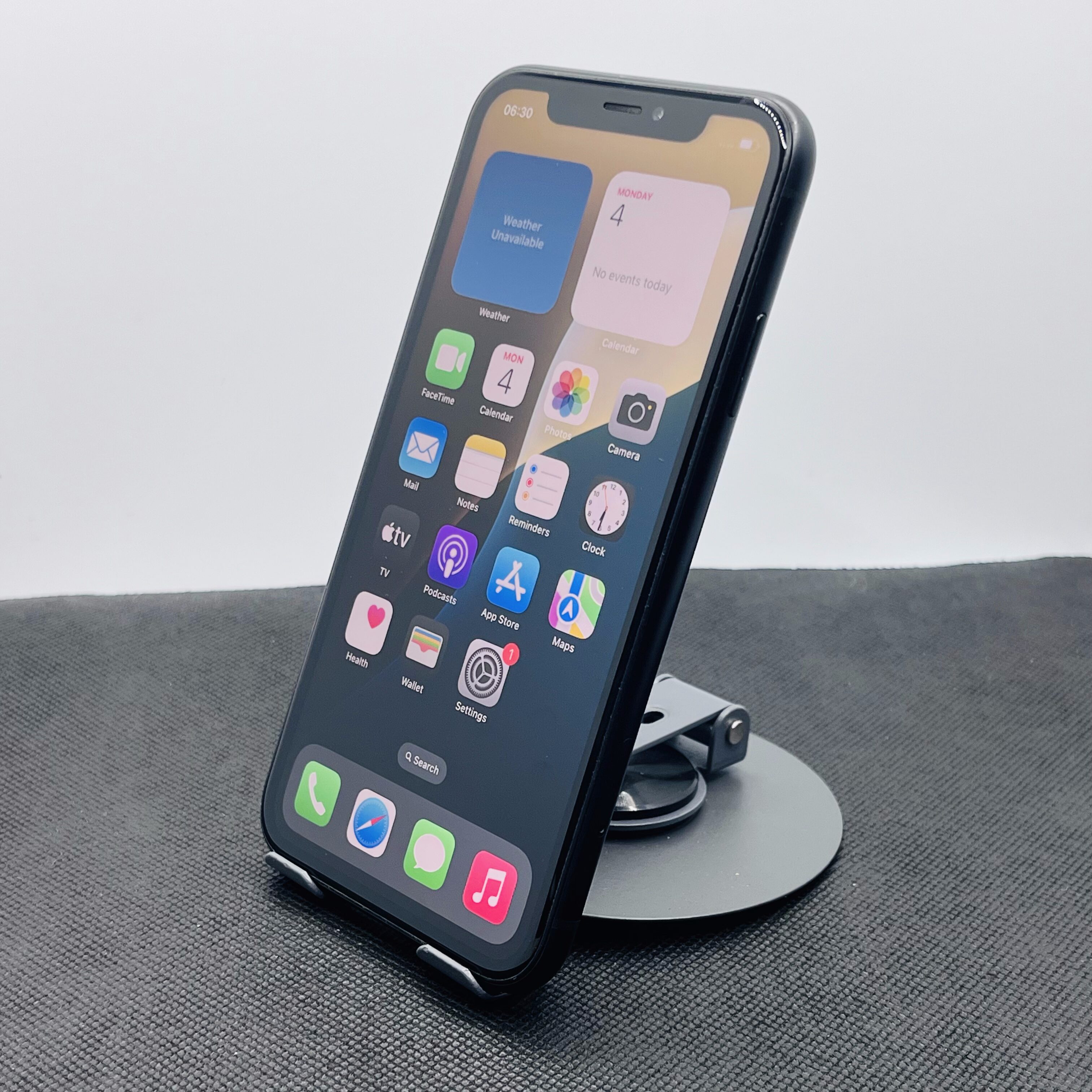 Buy Used Apple iPhone XR 64GB Black (3 Month Warranty) - Warranty