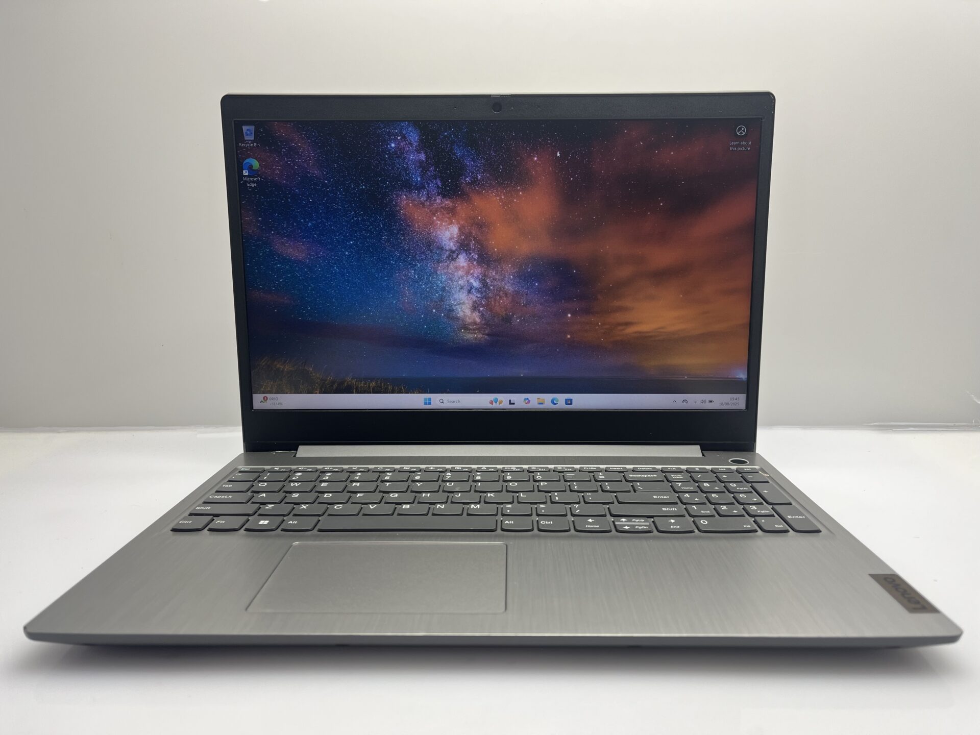 Lenovo IdeaPad 3 15IML05 "Core i3" 8GB RAM 512GB SSD Silver - Image 3